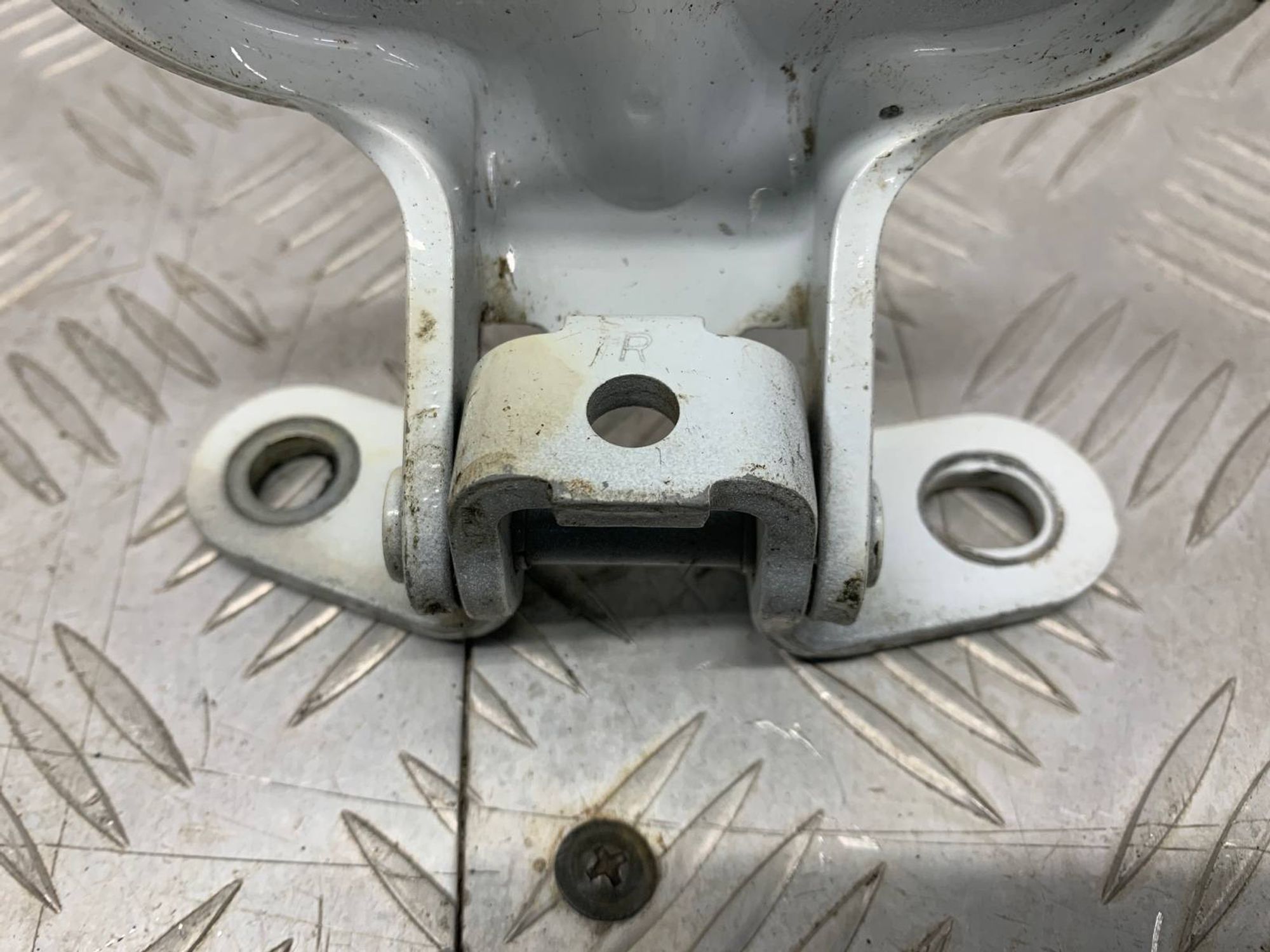 Б/У петля двери передний правый Kia Ceed JD 2014, 720 рублей, Краснодар