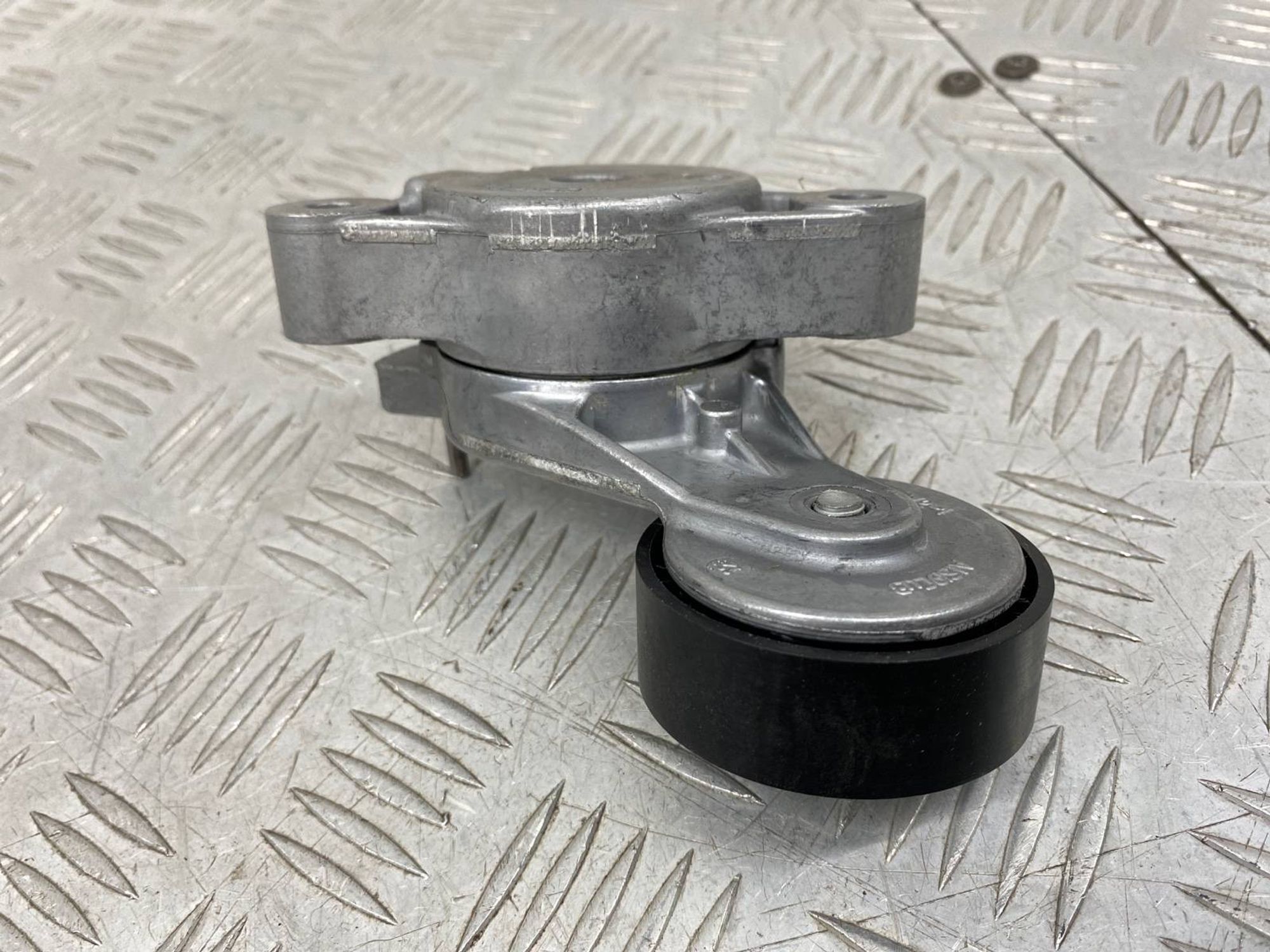 НОВАЯ(ЫЙ) оригинал натяжитель ремня генератора Volkswagen, 4990 рублей, Краснодар