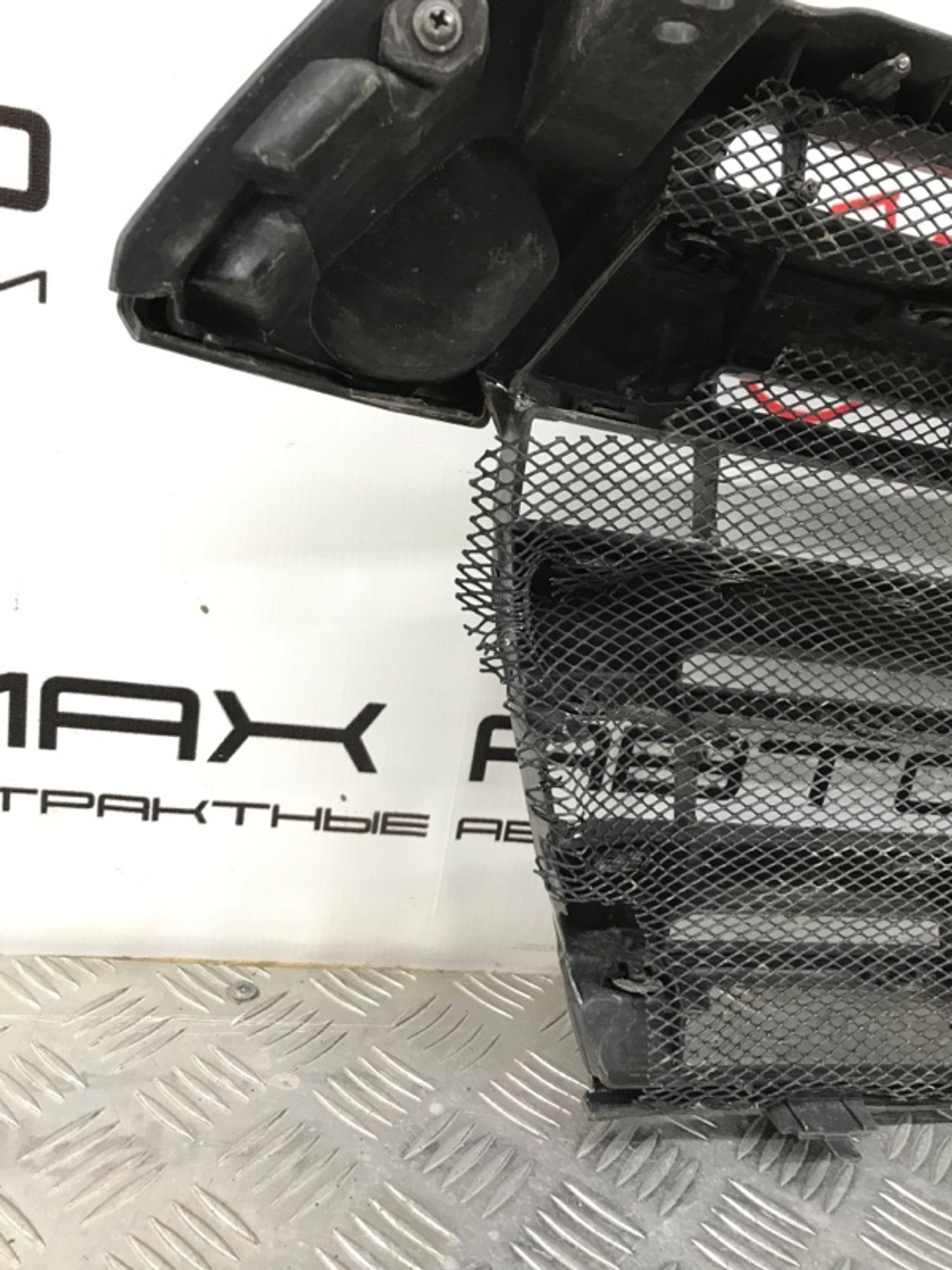 Б/У решетка радиатора передний Toyota Land Cruiser 200 GRJ200 2008, 2990 рублей, Краснодар