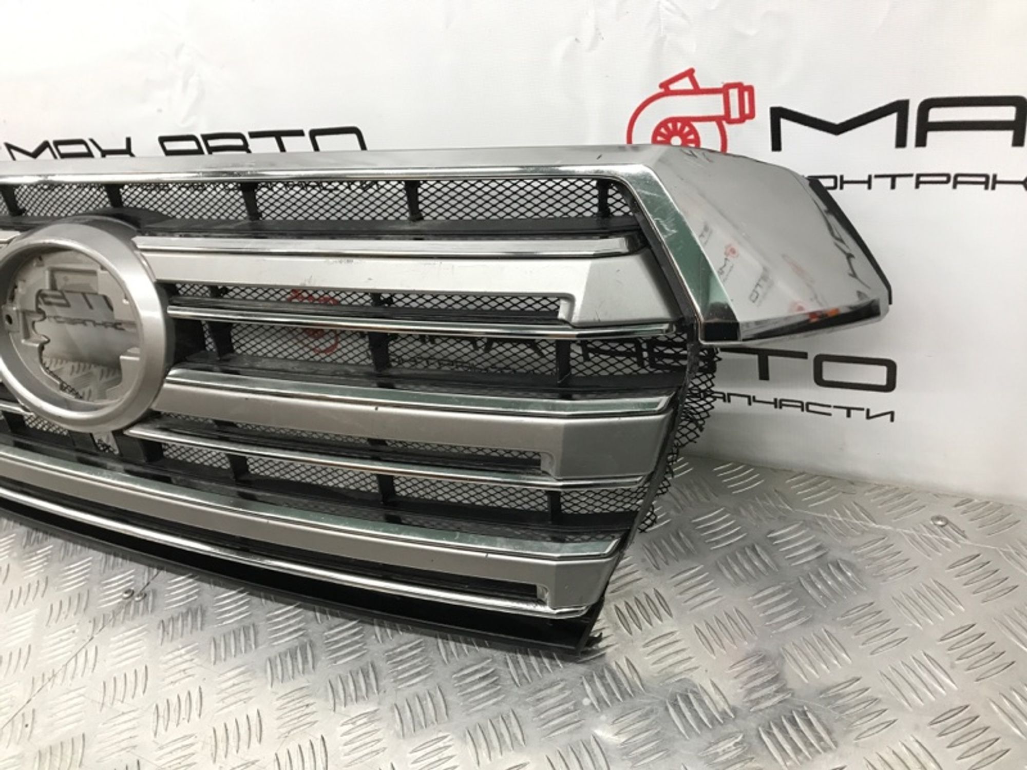 Б/У решетка радиатора передний Toyota Land Cruiser 200 GRJ200 2008, 2990 рублей, Краснодар