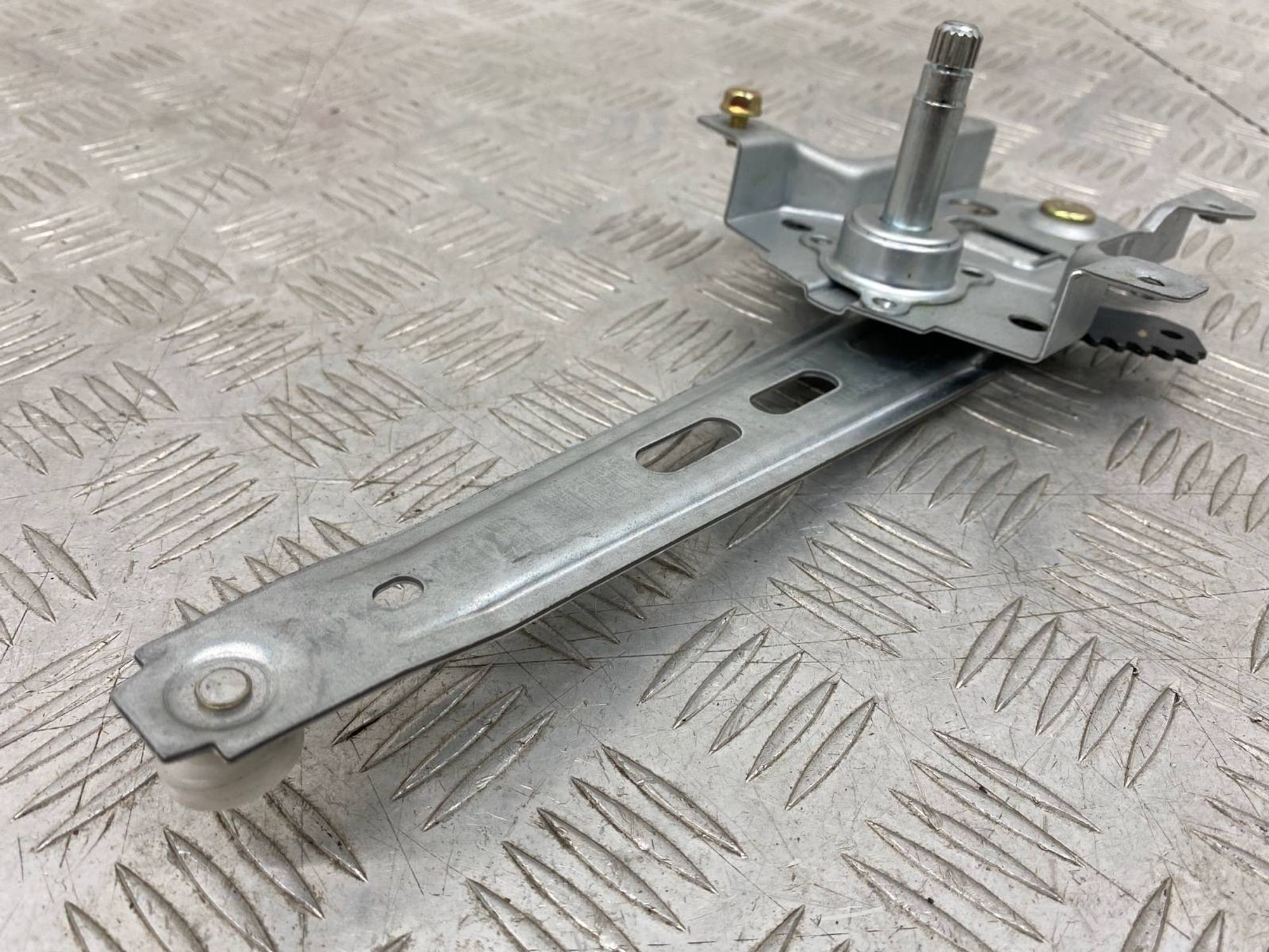 НОВАЯ(ЫЙ) стеклоподъемник (механизм, привод, 1200 рублей, Краснодар