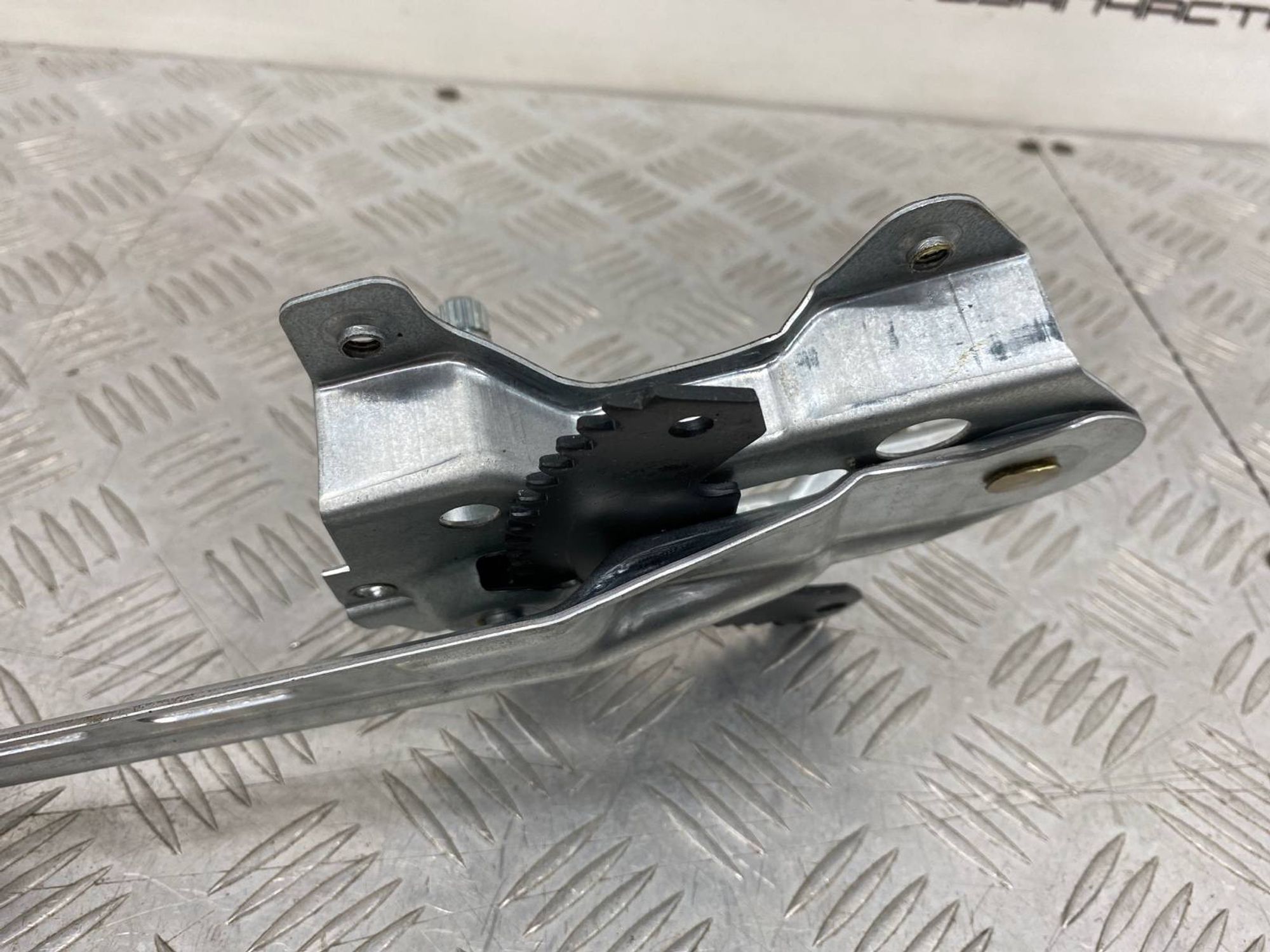 НОВАЯ(ЫЙ) стеклоподъемник (механизм, привод, 1200 рублей, Краснодар