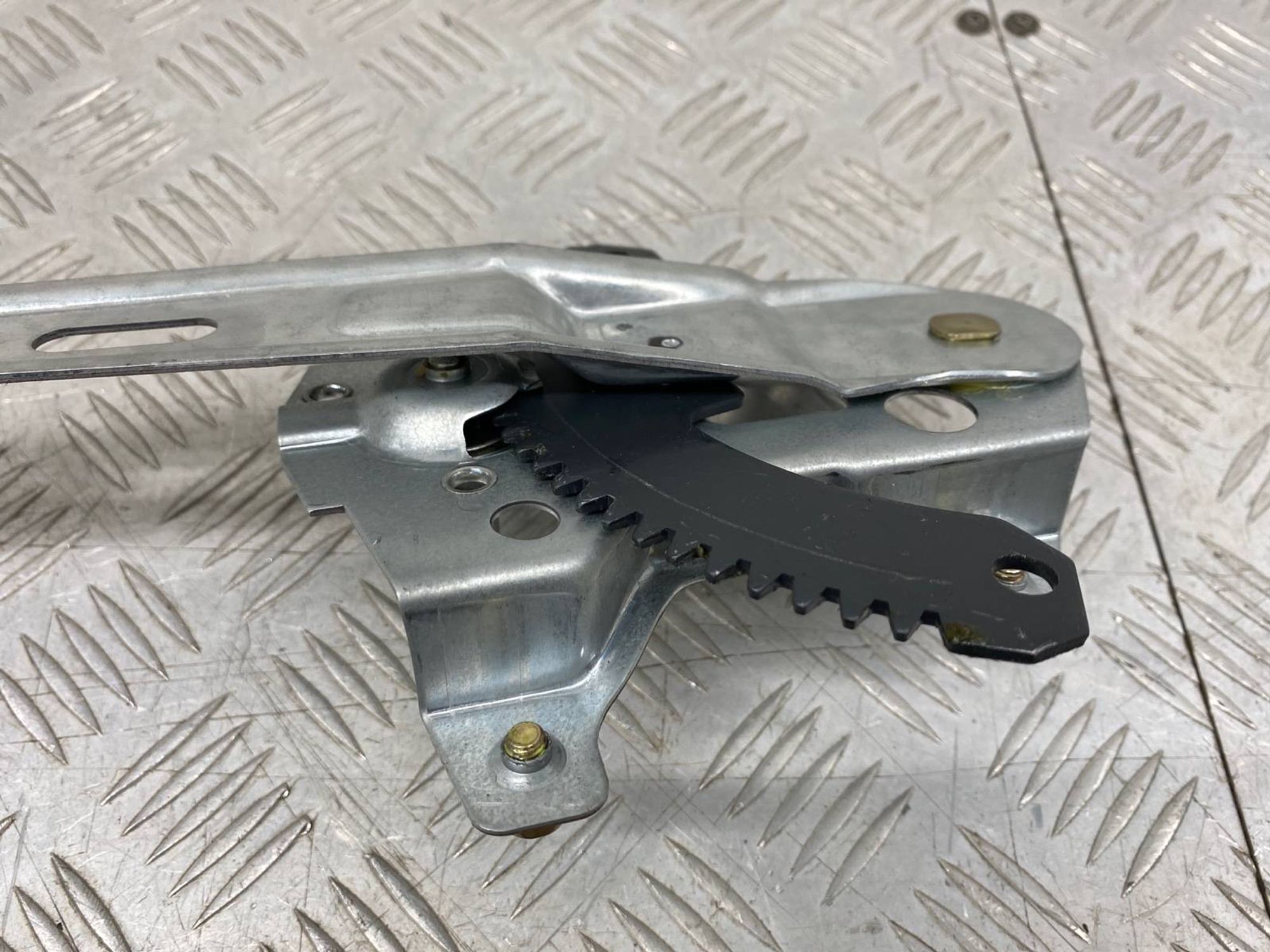 НОВАЯ(ЫЙ) стеклоподъемник (механизм, привод, 1200 рублей, Краснодар