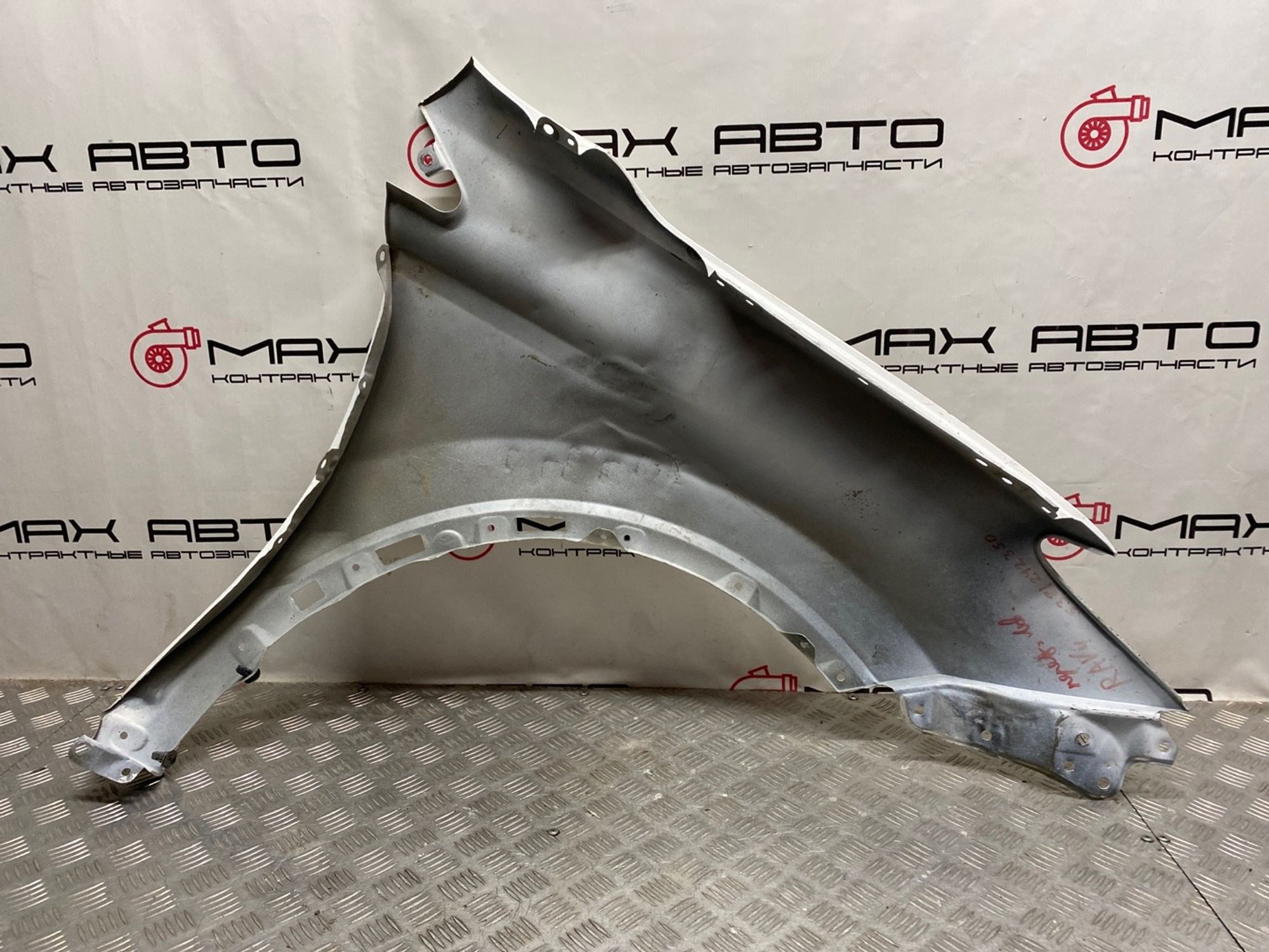 Б/У крыло передний левый Toyota Rav4 ALA40 2012, 1990 рублей, Краснодар