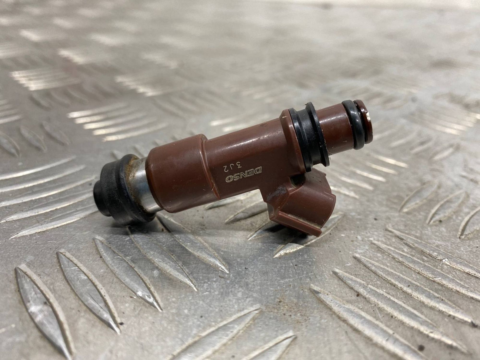 Б/У топливная форсунка Subaru Outback B13 EZ30, 640 рублей, Краснодар