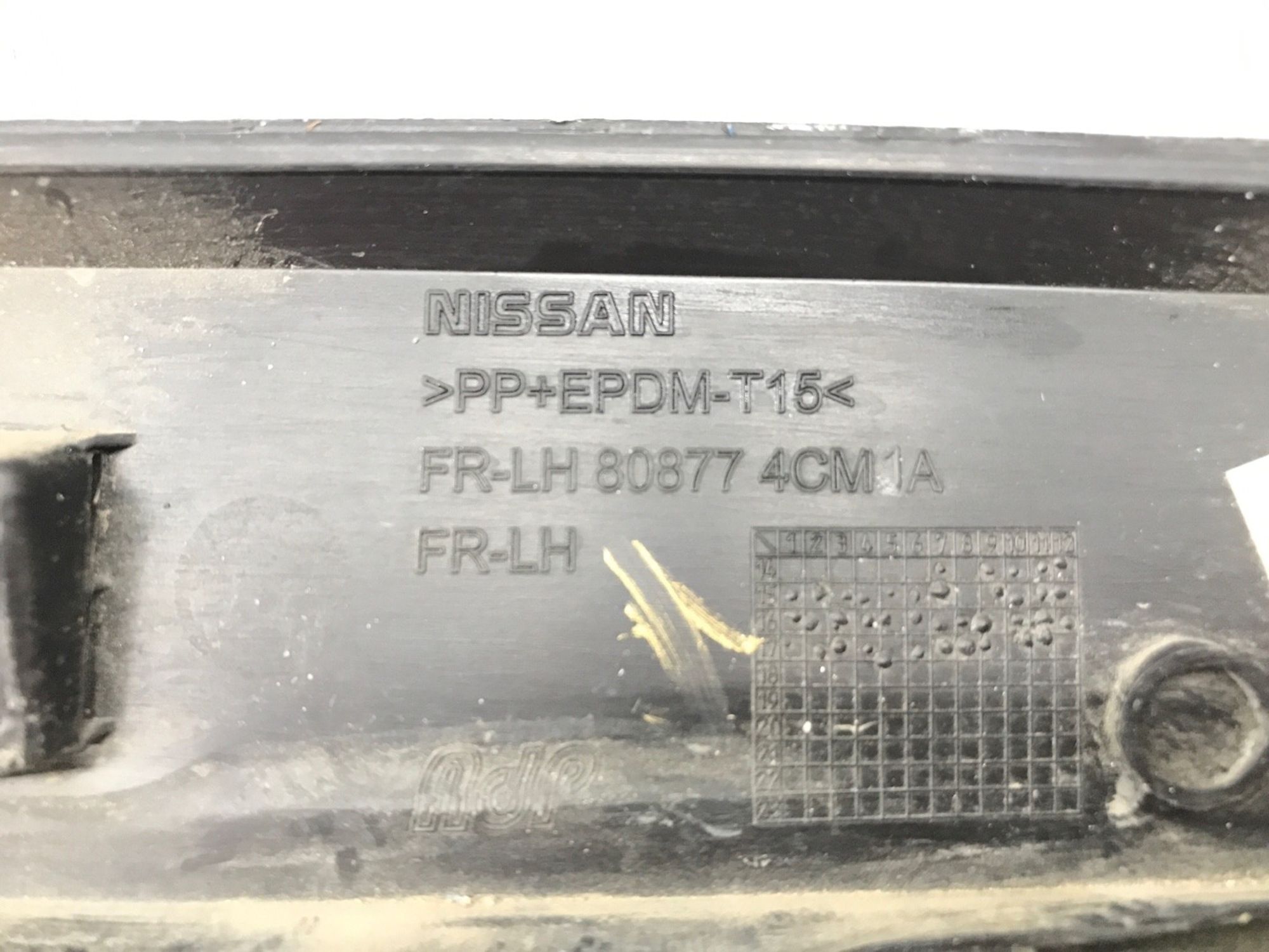 Б/У молдинг  двери передней левой Mercedes-Benz Gla-Class X156 2013, 990 рублей, Краснодар