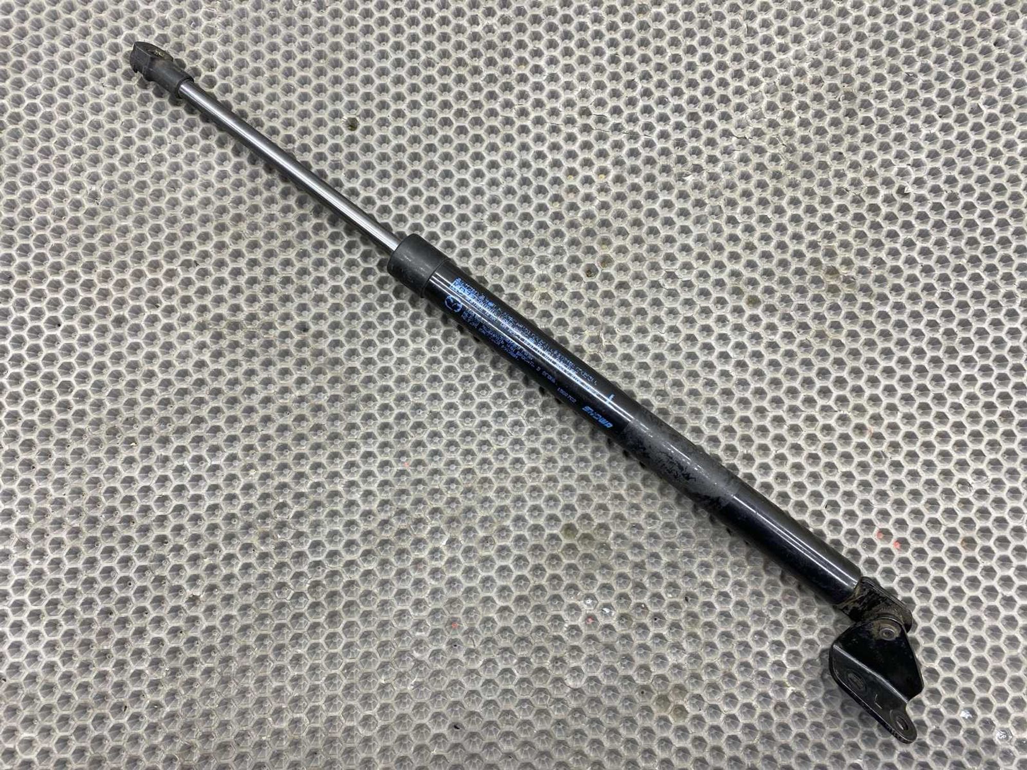 Амортизатор крышки багажника Mazda Cx-5 KE PEVPS 2012, 990 рублей, Краснодар