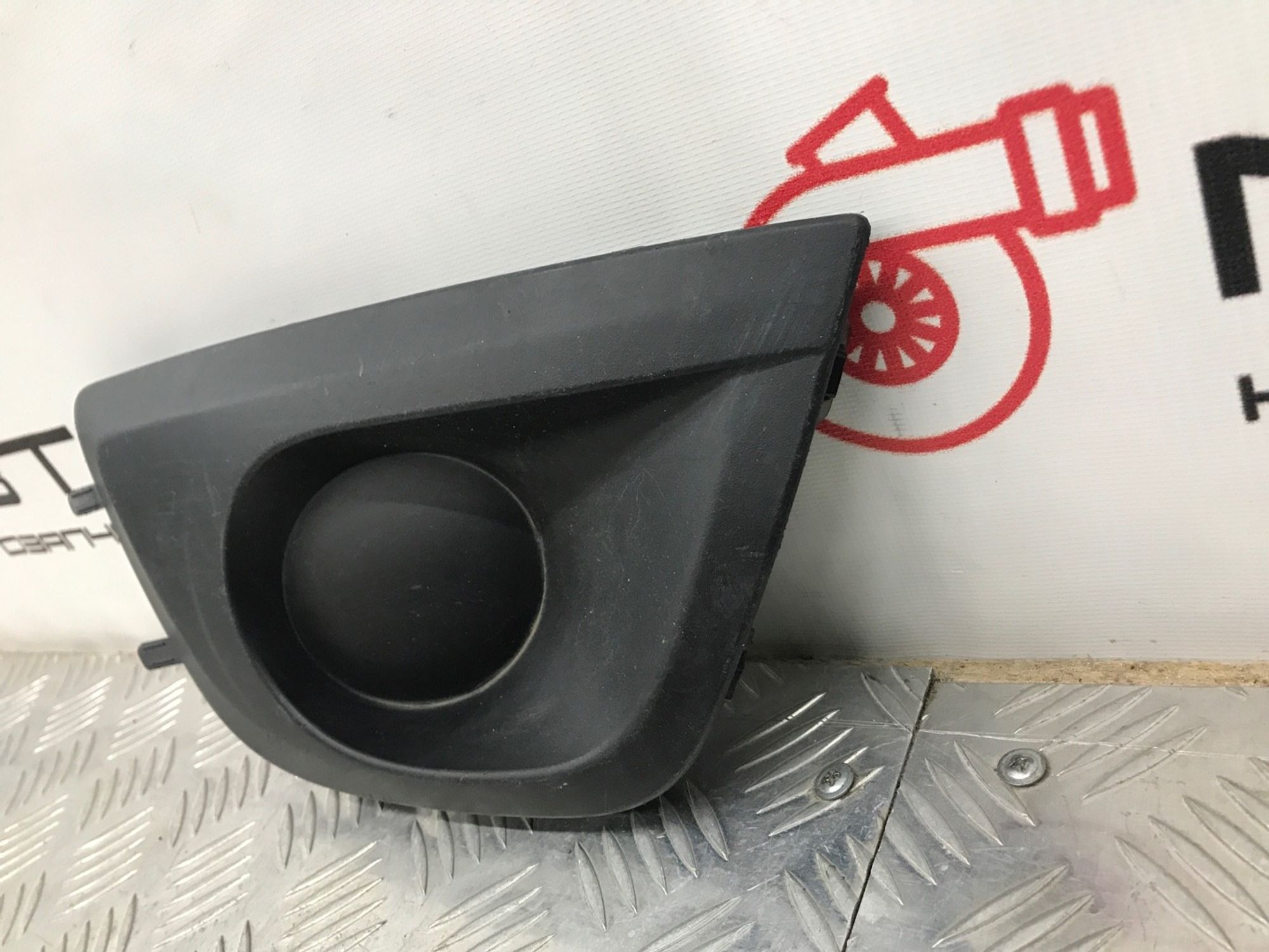 Б/У заглушка противотуманной фары  Lada Granta 2191 2011, 399 рублей, Краснодар