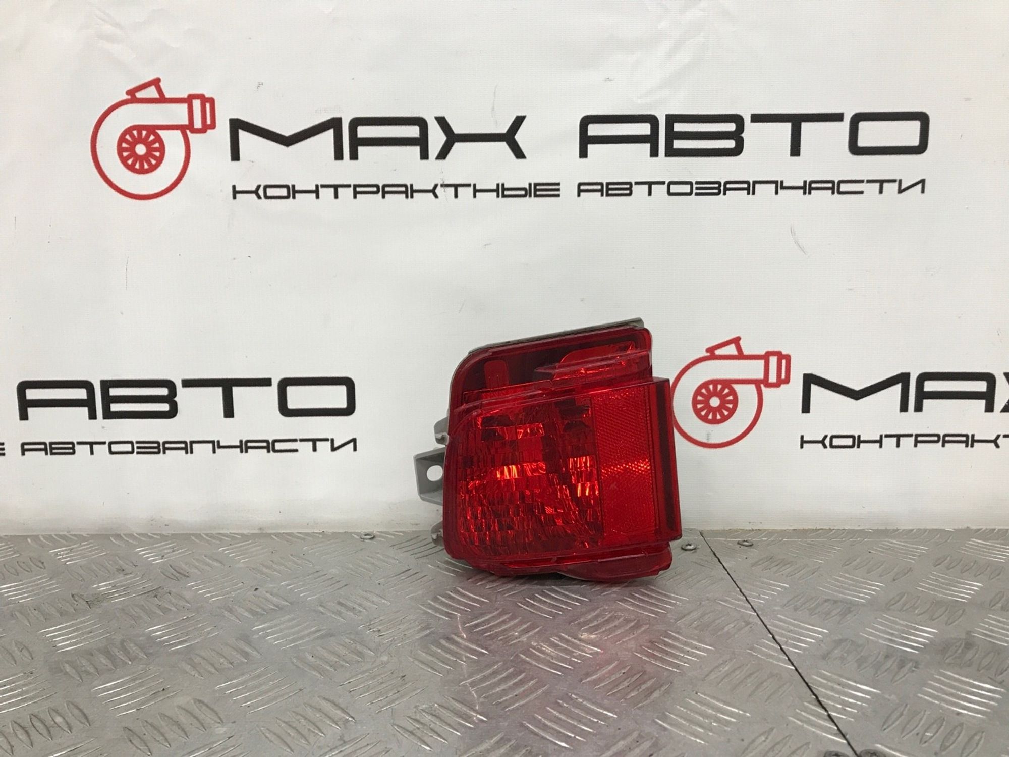 Б/У фара противотуманная задний правый Toyota Land Cruiser GRJ200 2008, 2490 рублей, Краснодар