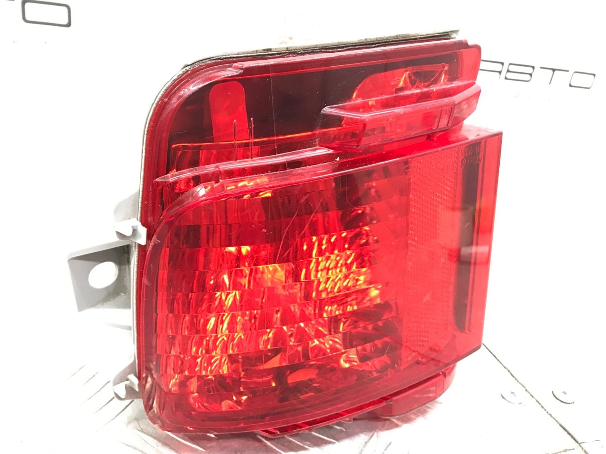 Б/У фара противотуманная задний правый Toyota Land Cruiser GRJ200 2008, 2490 рублей, Краснодар