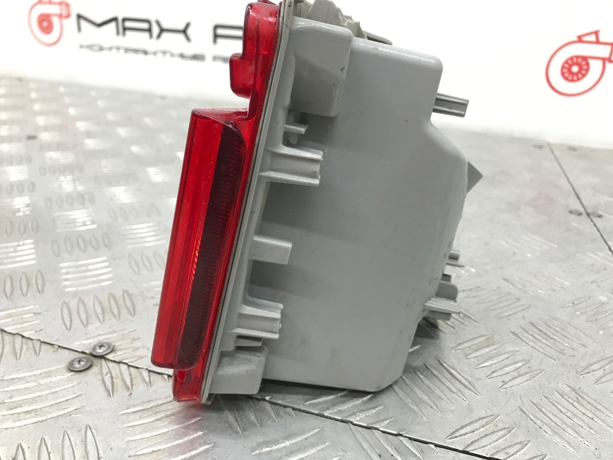 Б/У фара противотуманная задний правый Toyota Land Cruiser GRJ200 2008, 2490 рублей, Краснодар