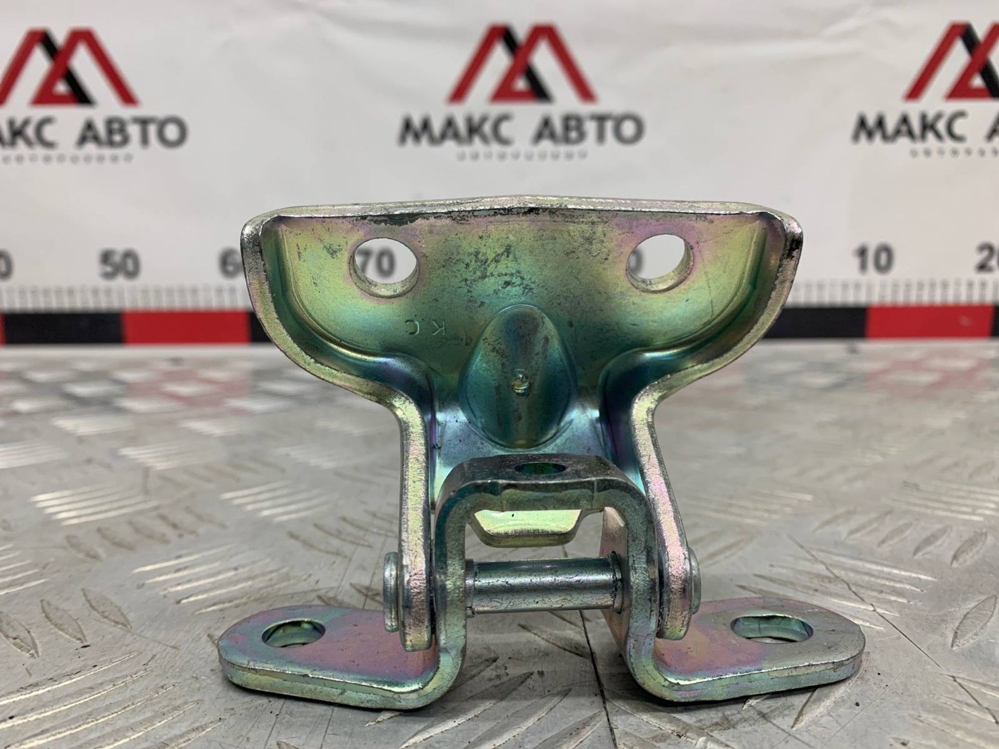 Б/У петля двери передний правый Kia Ceed JD 2014, 720 рублей, Краснодар