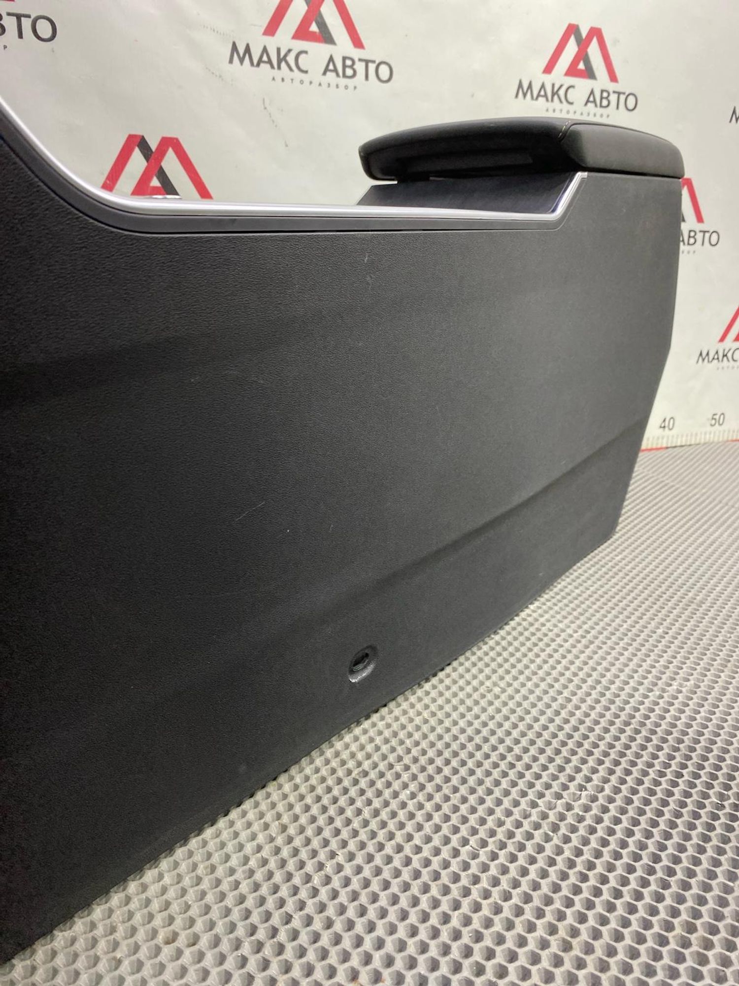 Б/У центральная Консоль между сидений, 4990 рублей, Краснодар