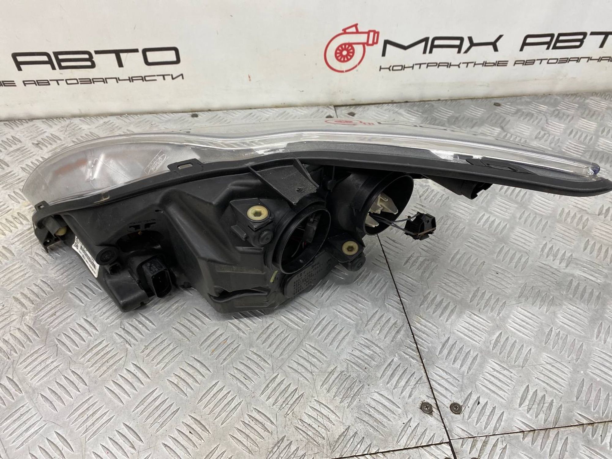 Фара правая ДЕФЕКТ КРЕПЛЕНИЯ Ford Focus Ii CB4 AODA 2008, 4490 рублей, Краснодар