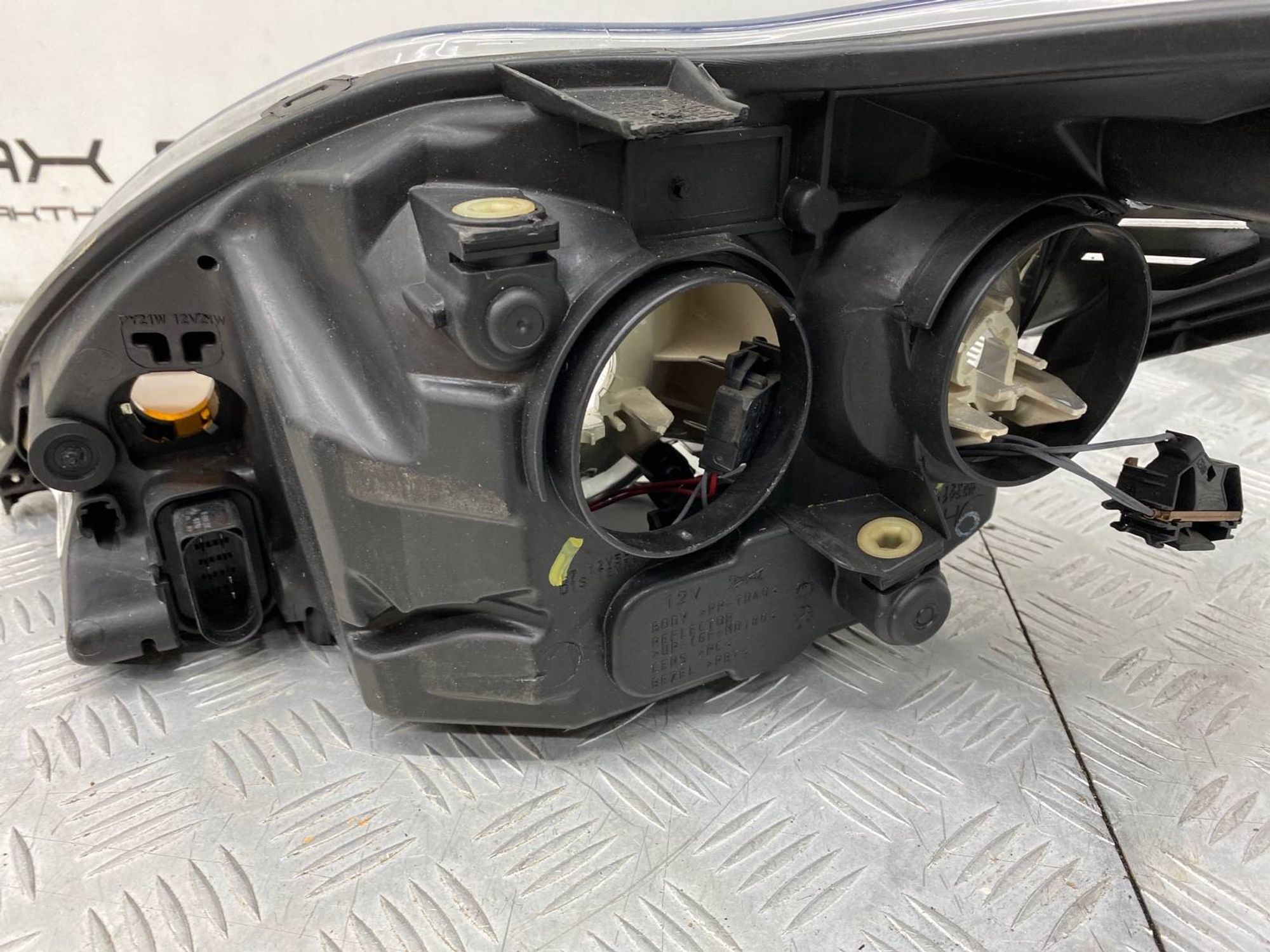 Фара правая ДЕФЕКТ КРЕПЛЕНИЯ Ford Focus Ii CB4 AODA 2008, 4490 рублей, Краснодар