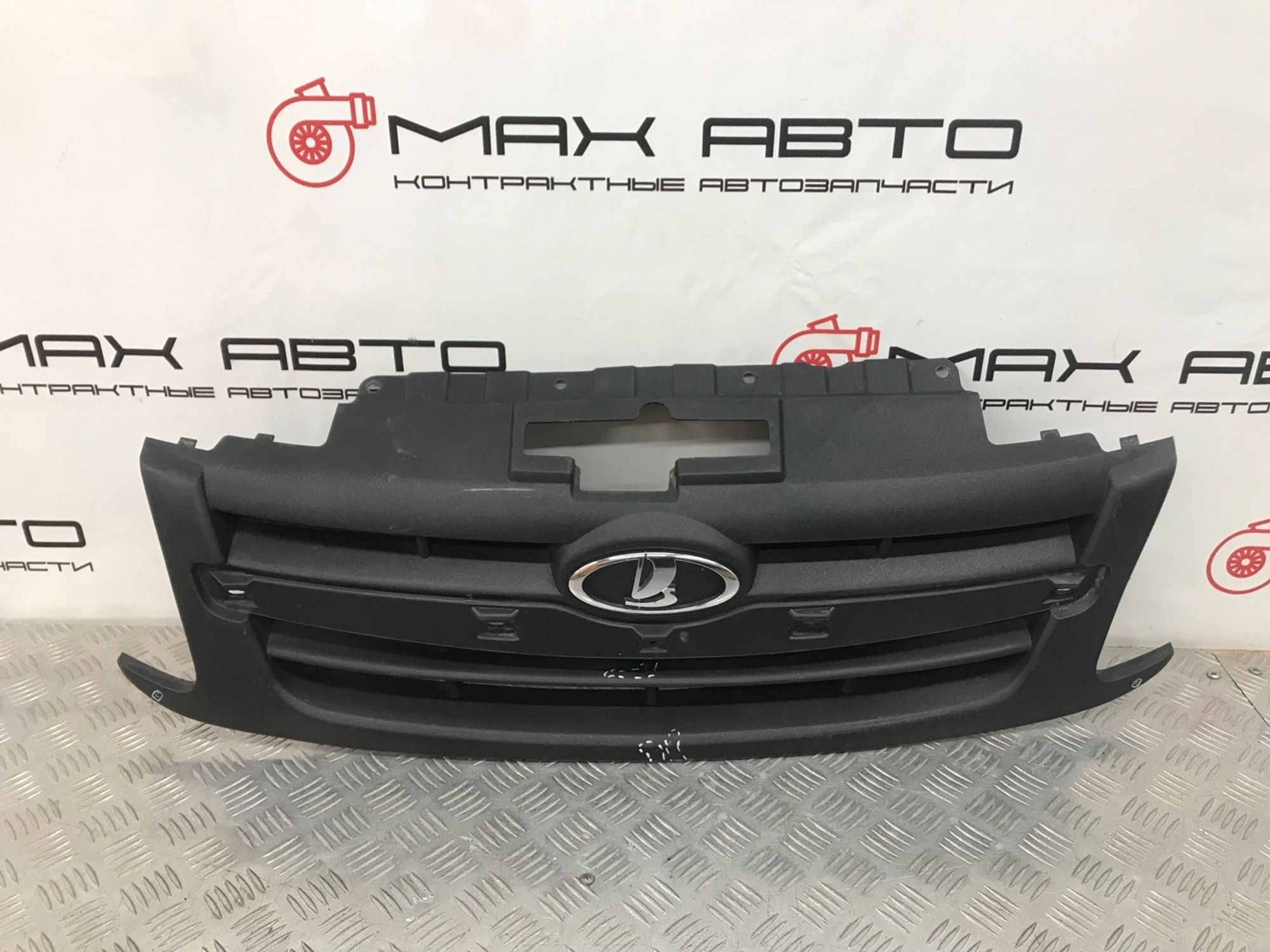 Б/У решетка радиатора передний Lada Granta 2191, 499 рублей, Краснодар