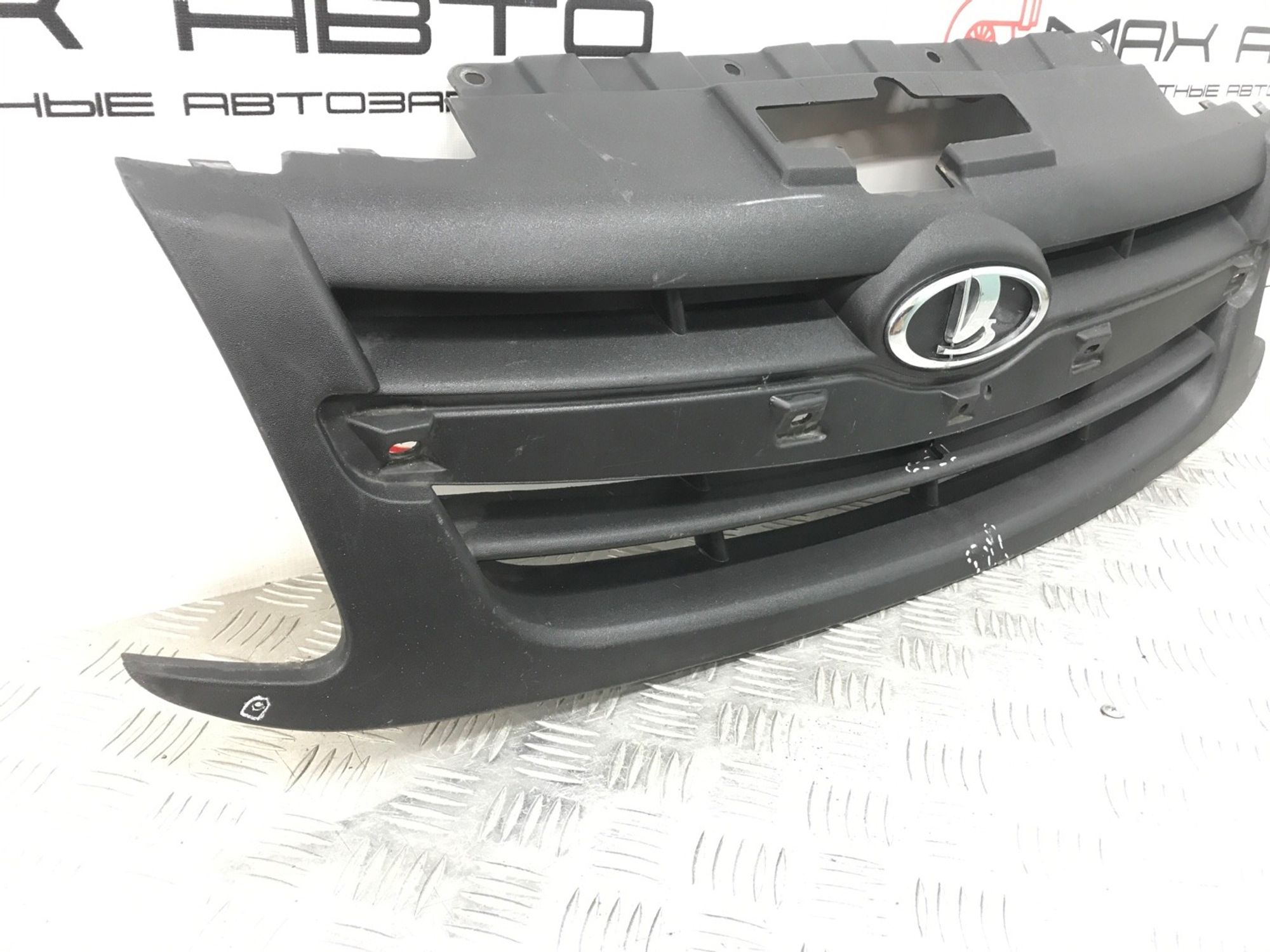 Б/У решетка радиатора передний Lada Granta 2191, 499 рублей, Краснодар