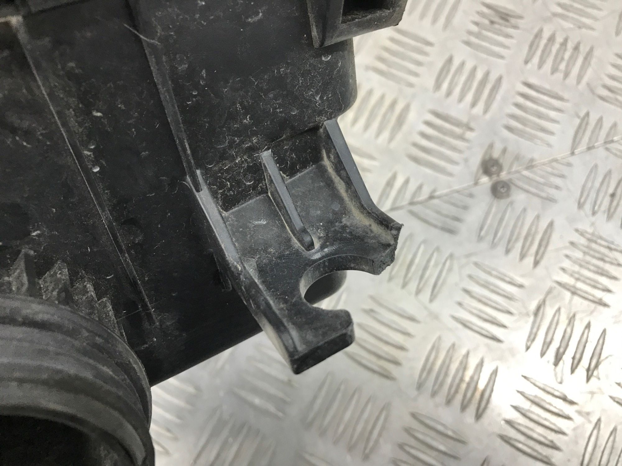 Б/У корпус воздушного фильтра Hyundai Solaris HCR, 2380 рублей, Краснодар