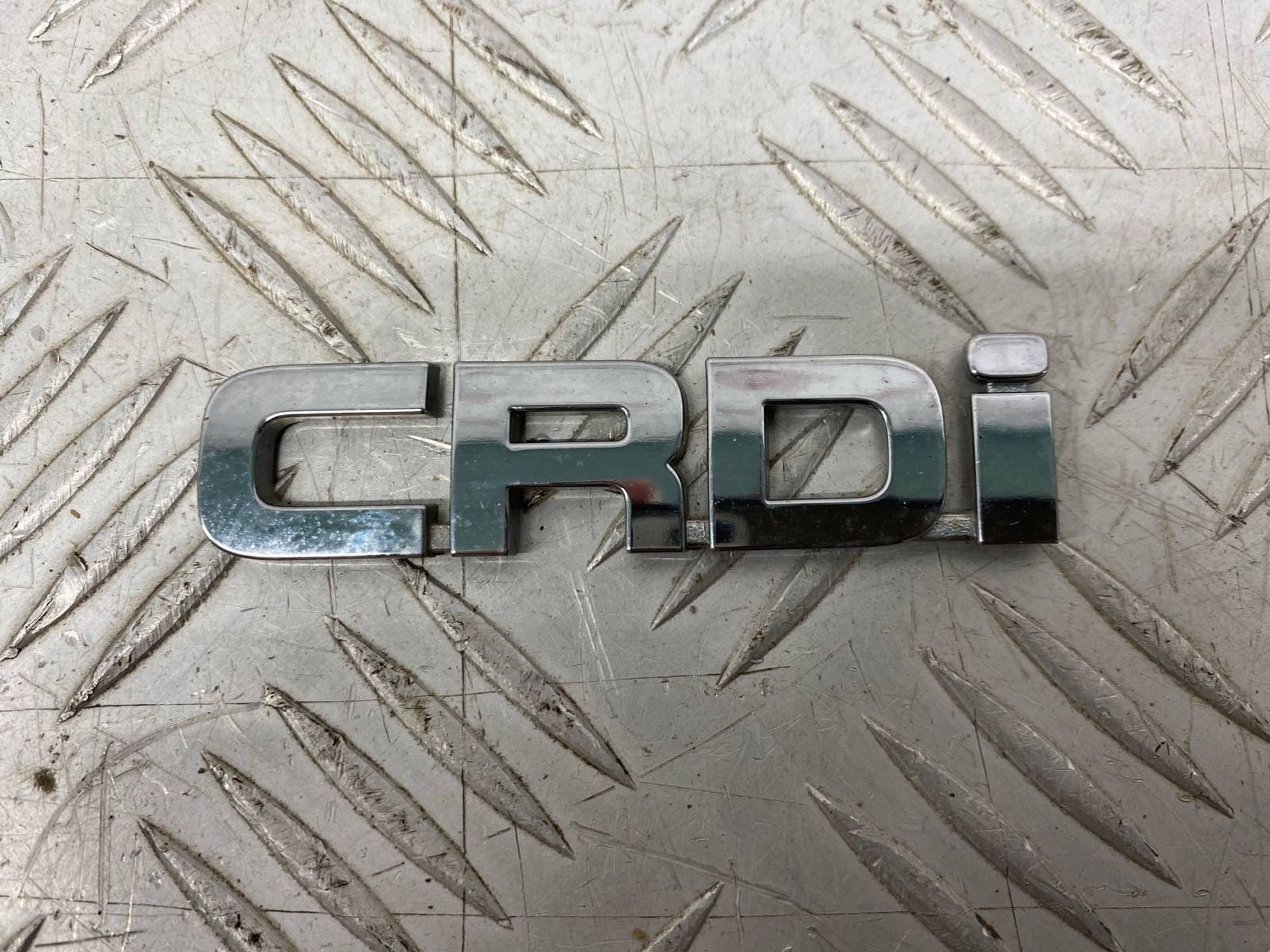 Б/У эмблема ( шильдик, значок ) задний Kia Sorento, 1600 рублей, Краснодар