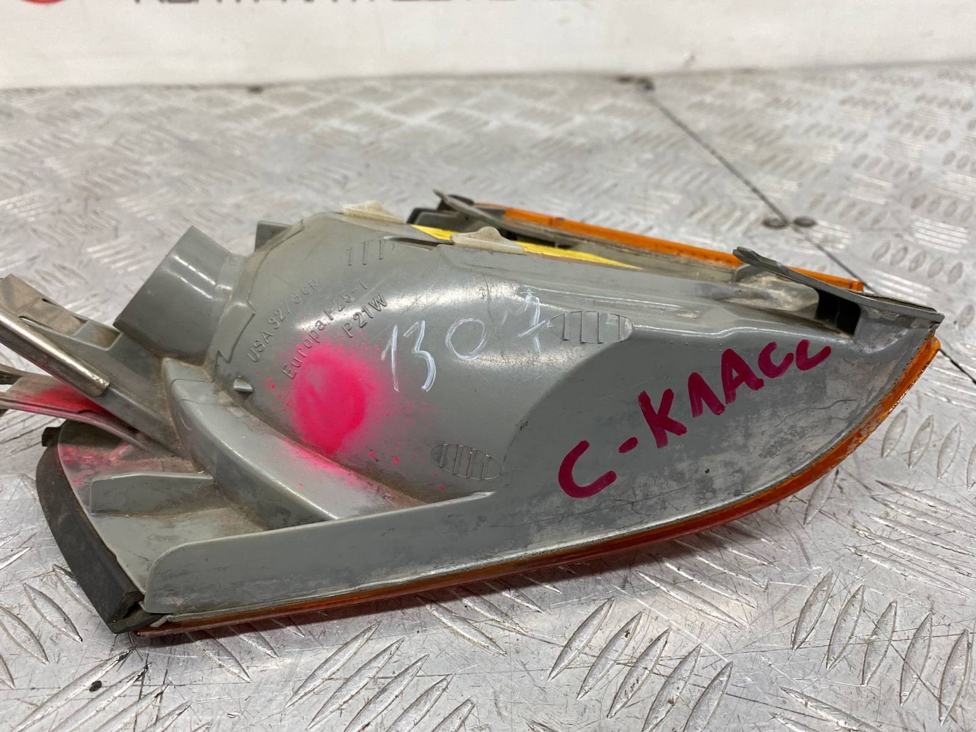 Указатель поворота передний левый ДЕФЕКТ MERCEDES-BENZ C-CLASS M104 1993, 490 рублей, Краснодар