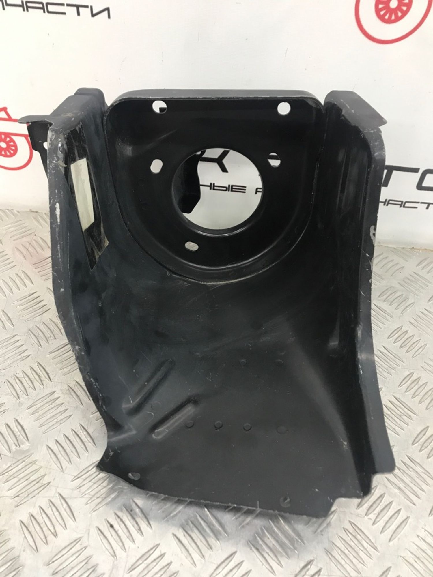 Б/У чашка стойки (лонжерона) Nissan Juke F15 2010, 4990 рублей, Краснодар