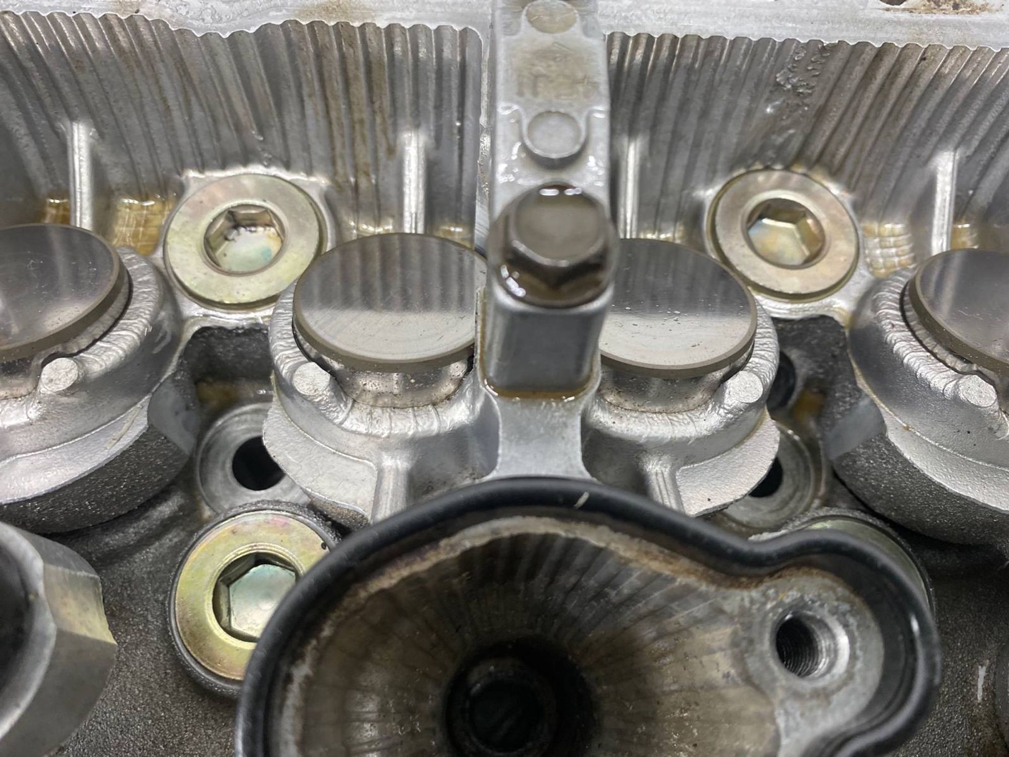 Б/У головка блока цилиндров (ГБЦ) левый Subaru, 8000 рублей, Краснодар