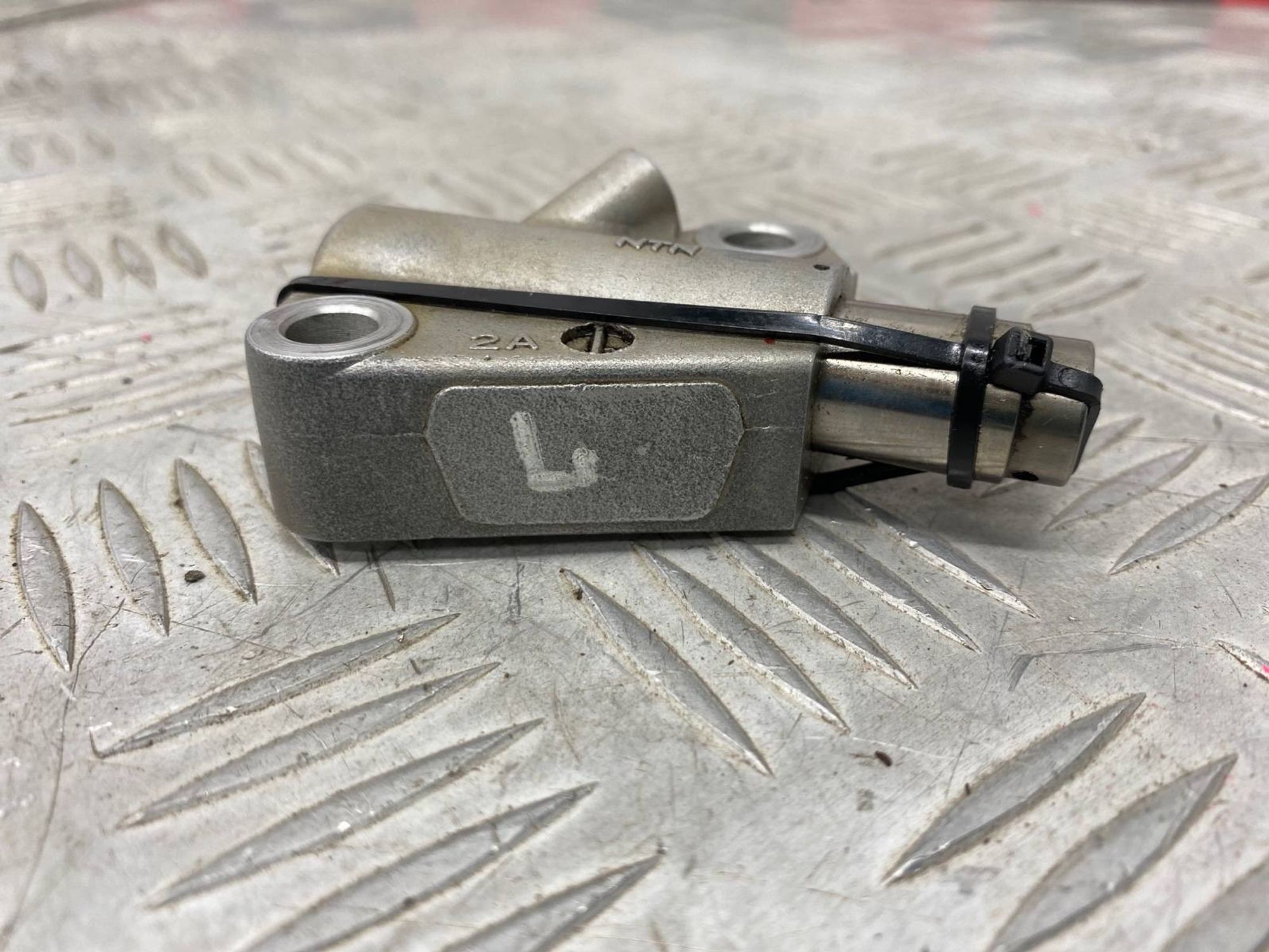 Б/У натяжитель цепи левый Subaru Outback B13 EZ30, 1280 рублей, Краснодар