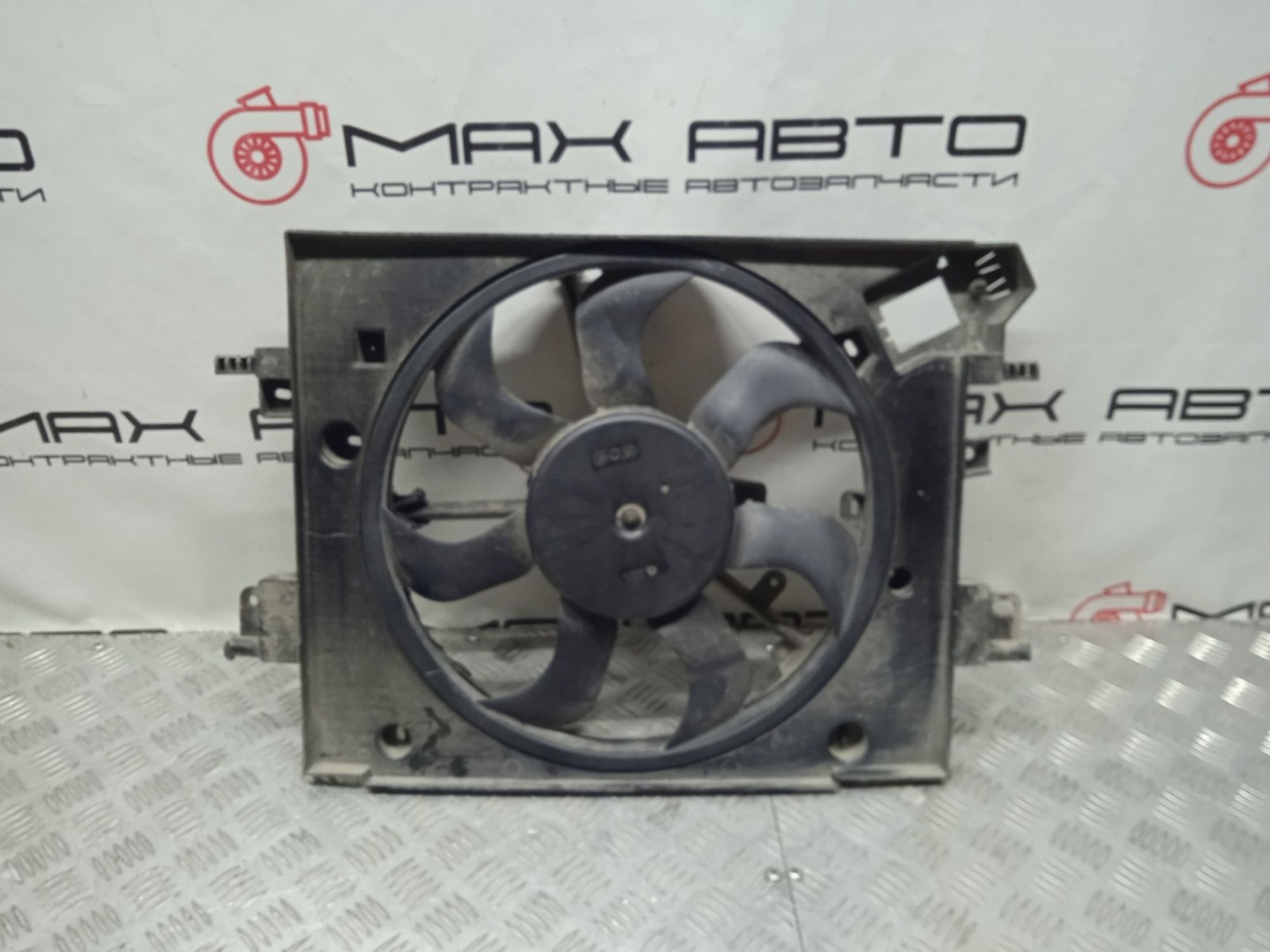 Б/У диффузор радиатора (вентилятор) Renault Duster HSA F4R 2012, 3990 рублей, Краснодар