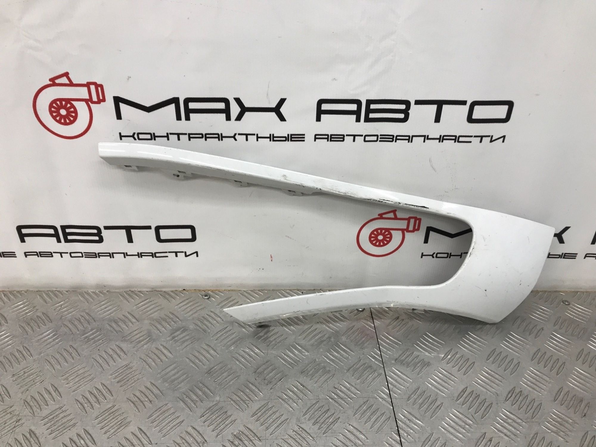 Б/У Накладка противотуманной фары  Volkswagen Touareg 7P5 2010, 1490 рублей, Краснодар