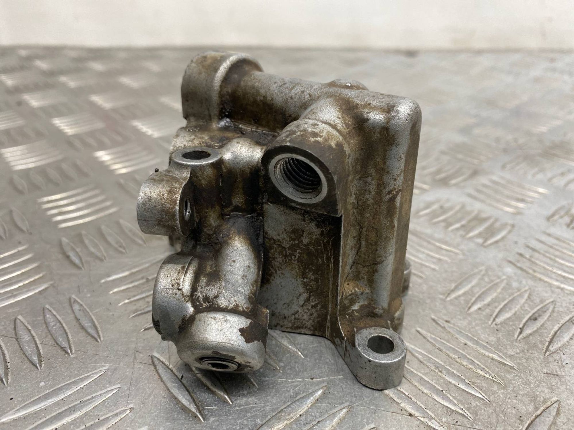 Б/У Корпус клапана vvt-i Subaru Outback B13 EZ30, 720 рублей, Краснодар