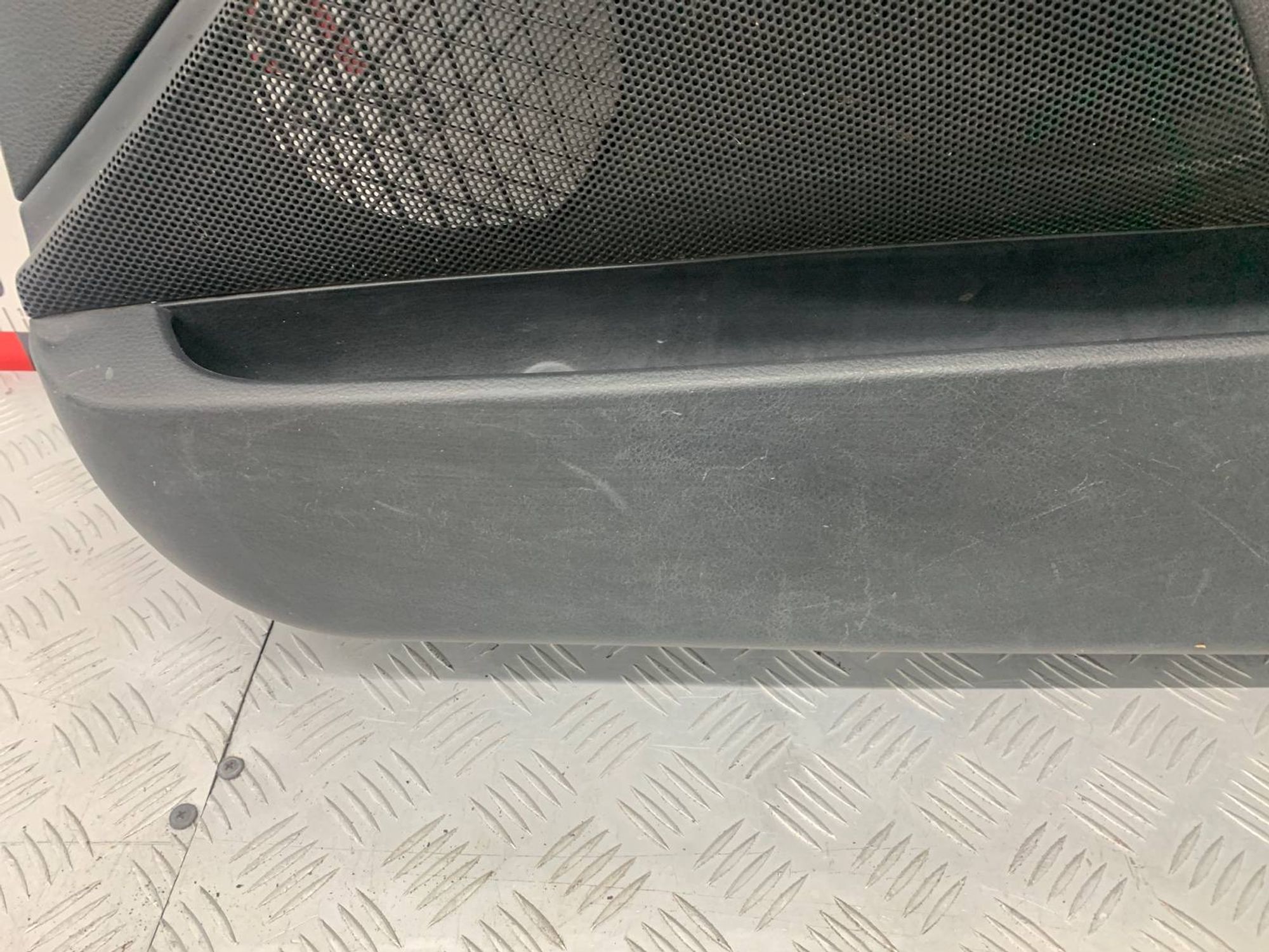 Б/У дверная карта (обшивка двери) передний правый, 1200 рублей, Краснодар