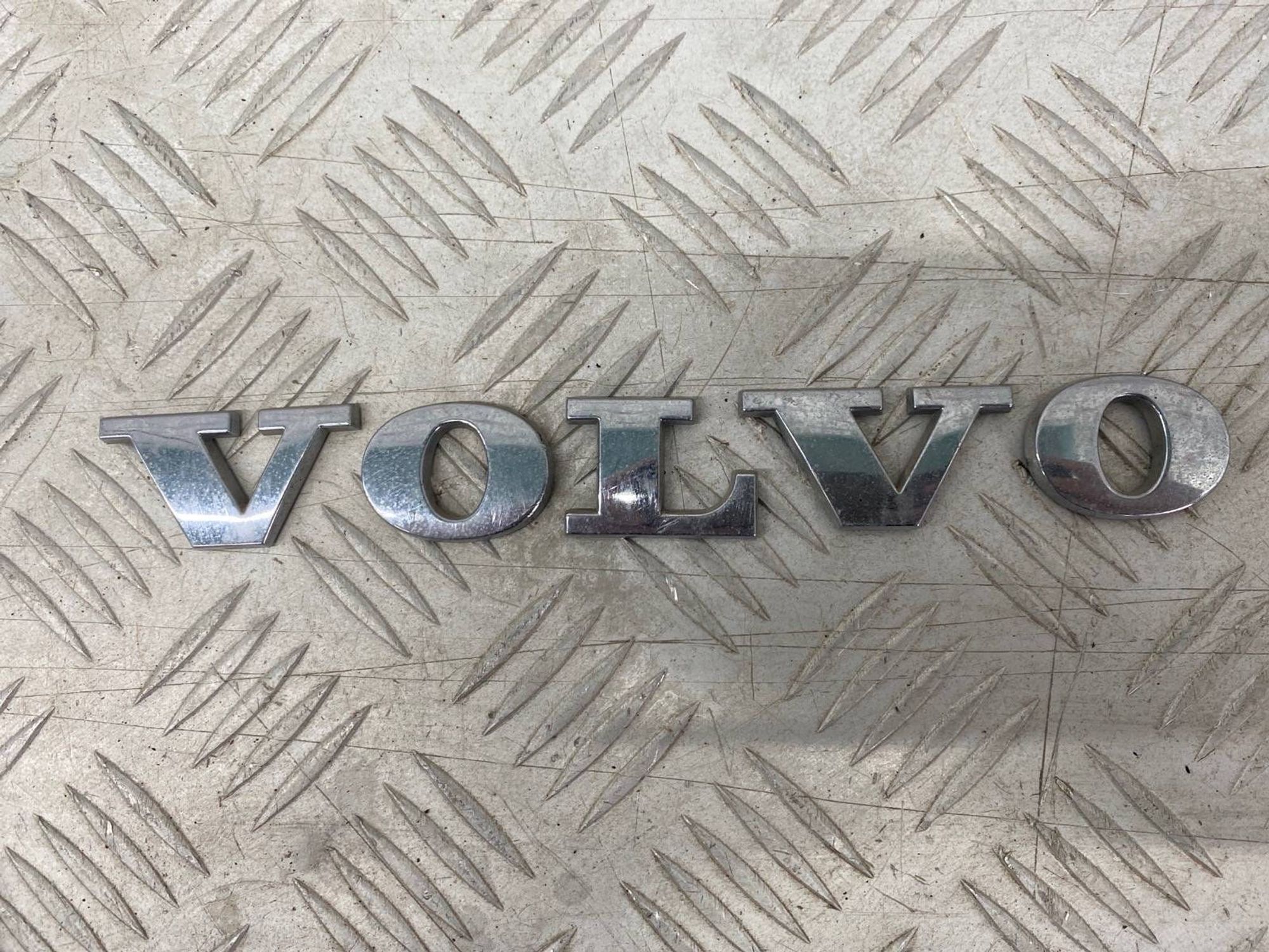 Б/У эмблема ( шильдик, значок ) задний Volvo Xc60, 1200 рублей, Краснодар