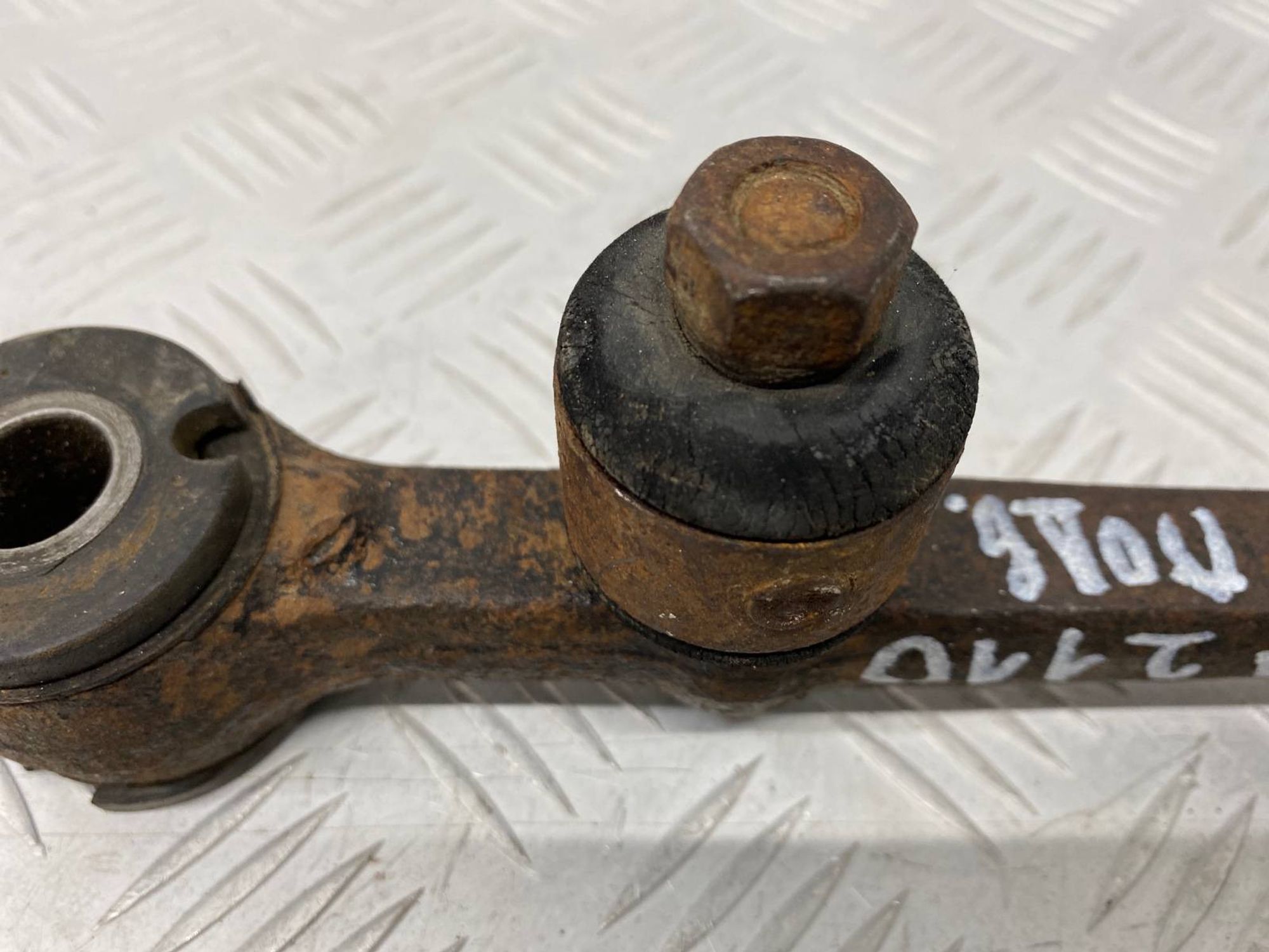 Б/У рычаг подвески передний правый Lada Vaz 2110, 400 рублей, Краснодар