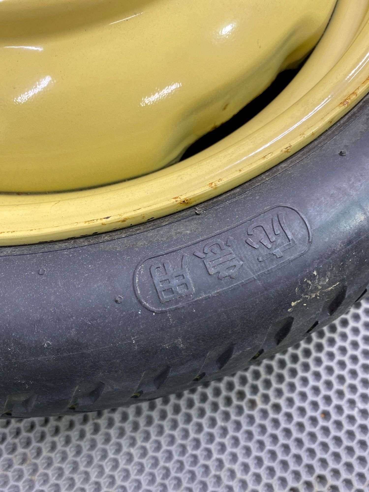 КОЛЕСО ЗАПАСНОЕ  16 Bridgestone tracompa 3 45ET 5x114.3 Штампованый Летняя, 4990 рублей, Краснодар