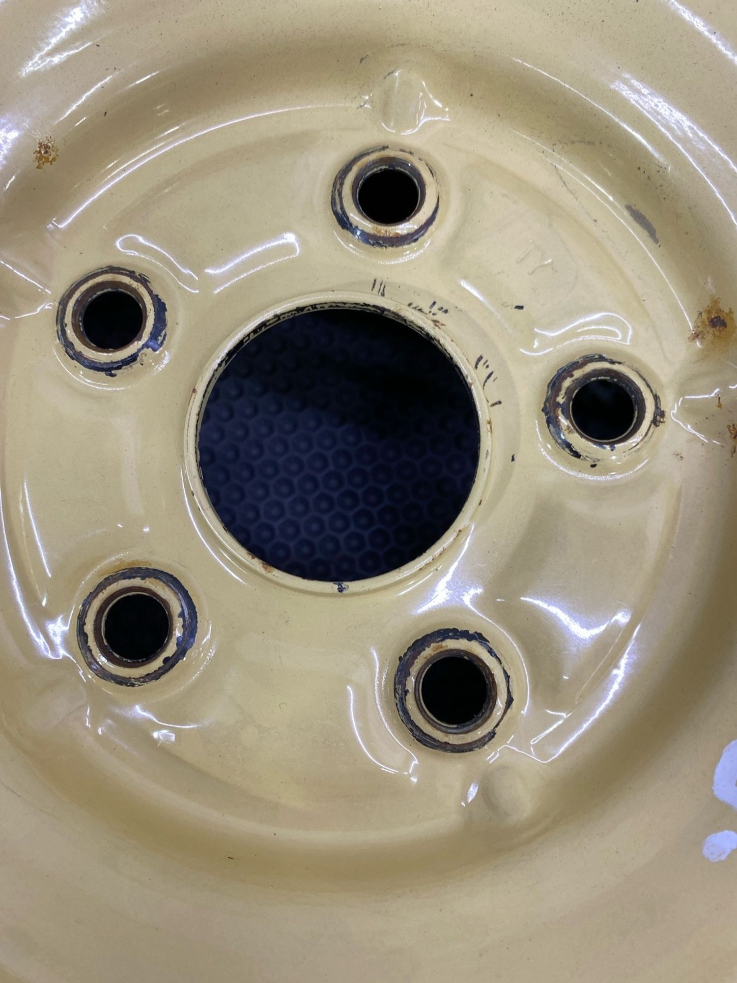 КОЛЕСО ЗАПАСНОЕ  16 Bridgestone tracompa 3 45ET 5x114.3 Штампованый Летняя, 4990 рублей, Краснодар