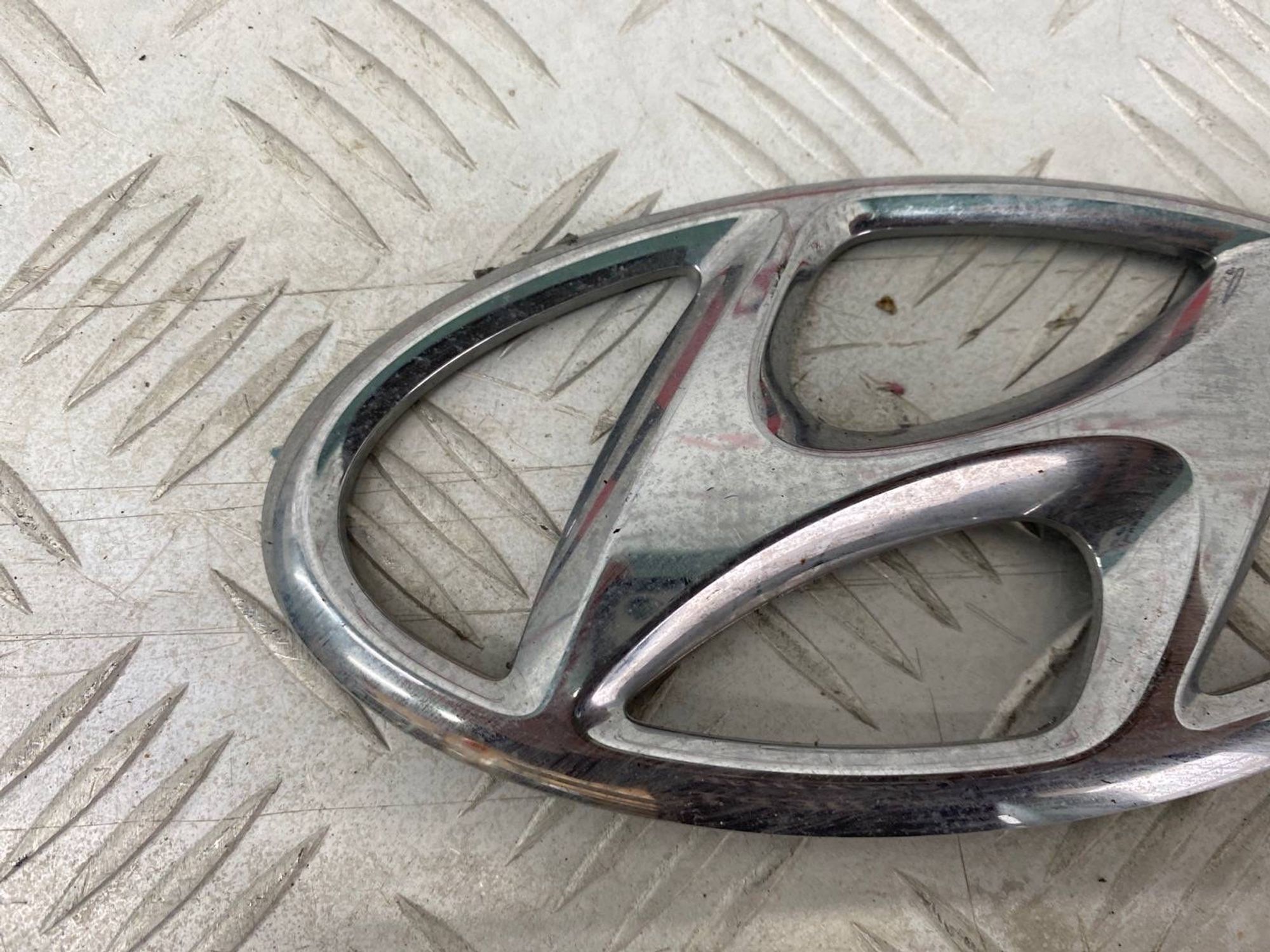 Б/У эмблема ( шильдик, значок ) задний Hyundai, 720 рублей, Краснодар