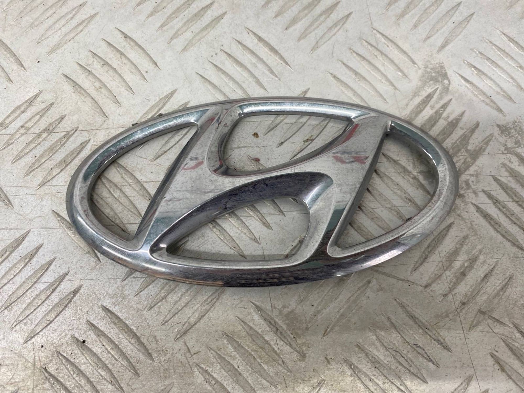 Б/У эмблема ( шильдик, значок ) задний Hyundai, 720 рублей, Краснодар
