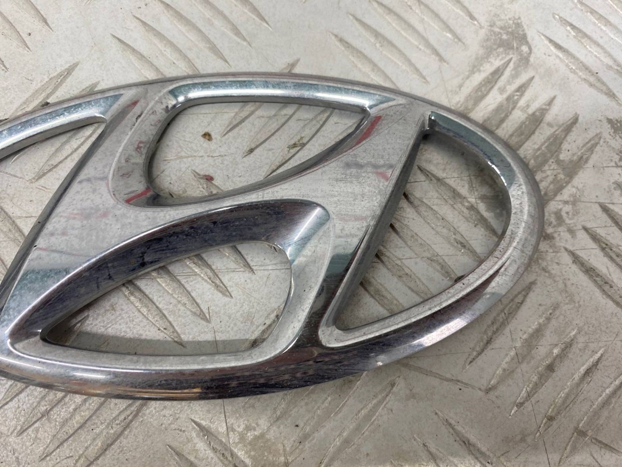 Б/У эмблема ( шильдик, значок ) задний Hyundai, 720 рублей, Краснодар