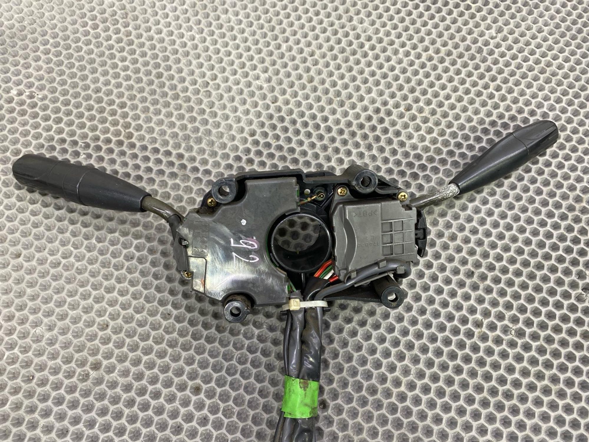 Б/У подрулевой переключатель (света, поворотников, стеклоочистителя, дворников) Toyota CARINA E ST191L 3SFE 2.0L 1994, 1490 рублей, Краснодар