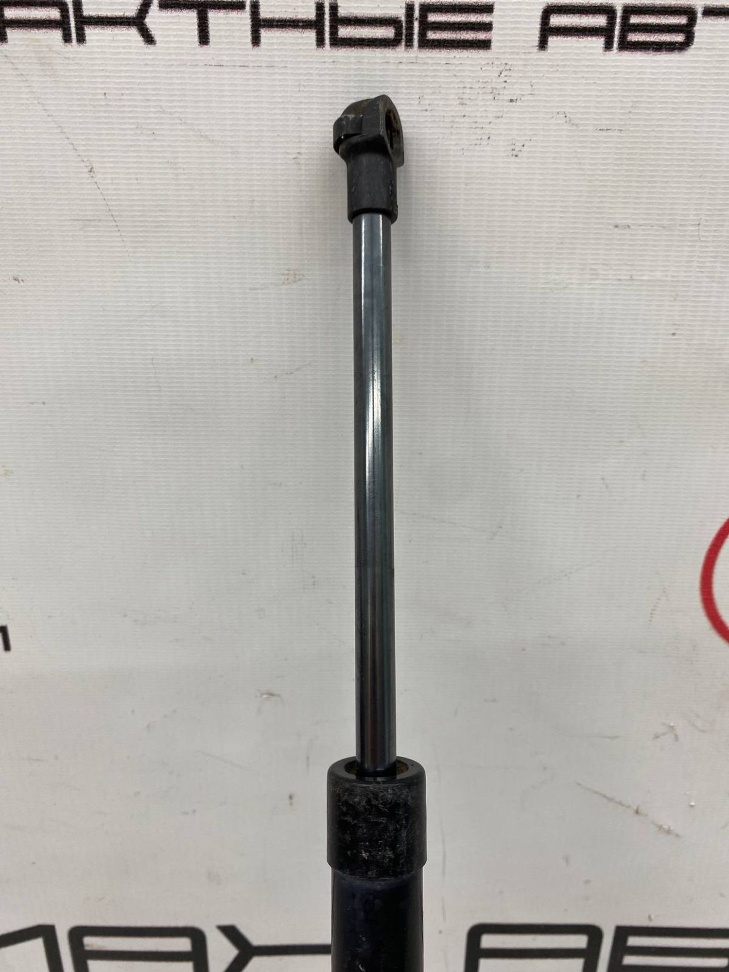 Б/У амортизатор багажника (газлифт, опора) задний, 800 рублей, Краснодар