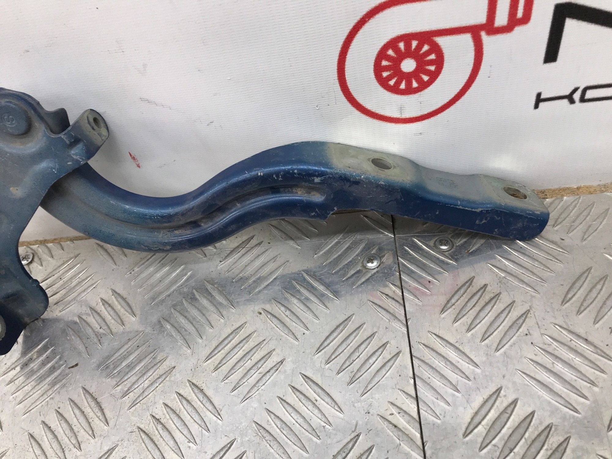 Б/У петли капота передний правый Kia Rio 4 FB 2016, 1370 рублей, Краснодар