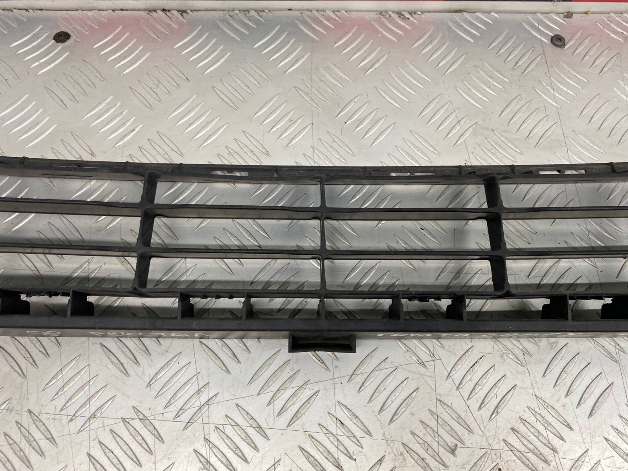 Б/У решетка бампера ( радиатора ) Toyota Camry, 2000 рублей, Краснодар