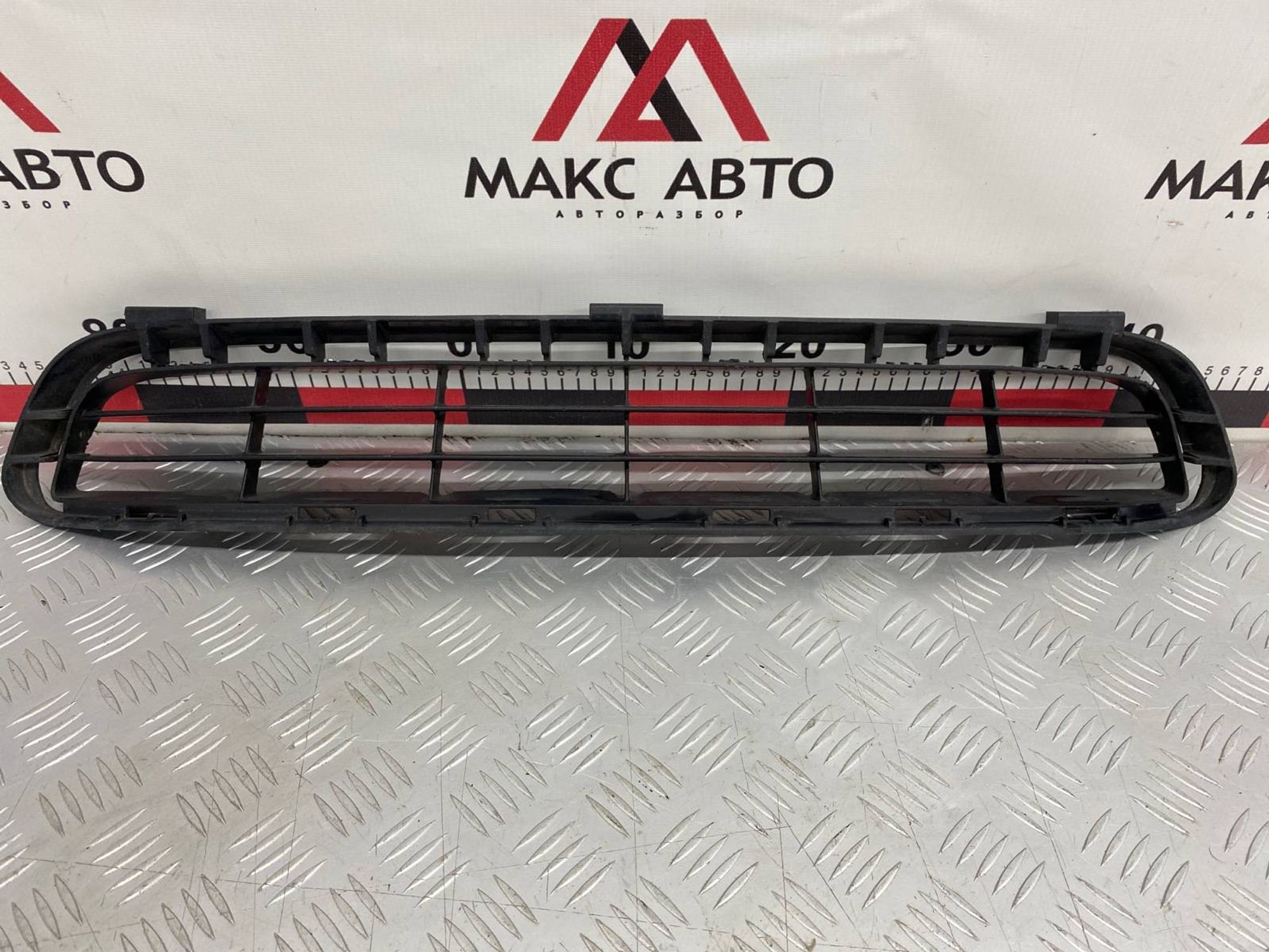 Б/У решетка бампера ( радиатора ) Toyota Camry, 2000 рублей, Краснодар