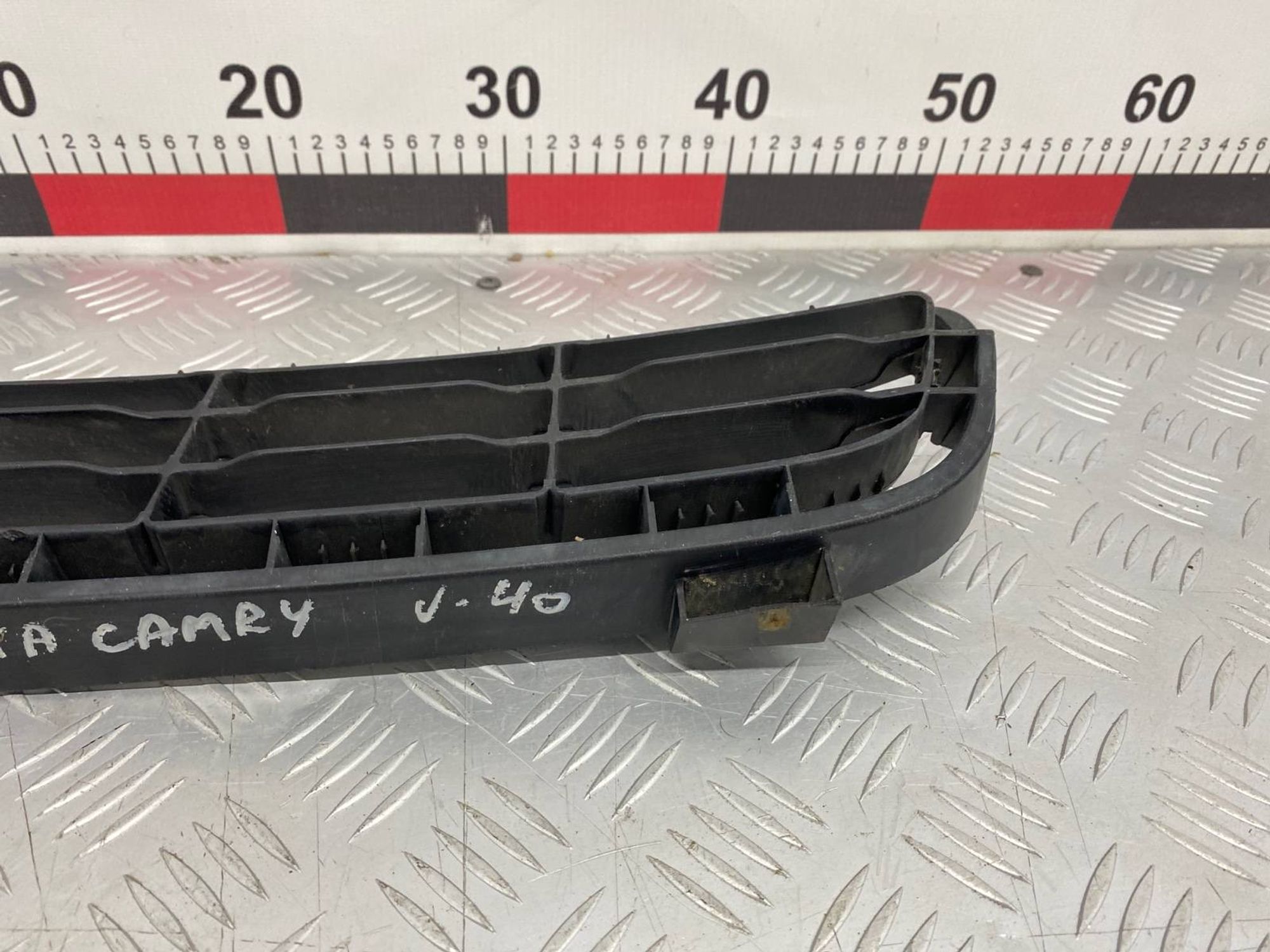 Б/У решетка бампера ( радиатора ) Toyota Camry, 2000 рублей, Краснодар