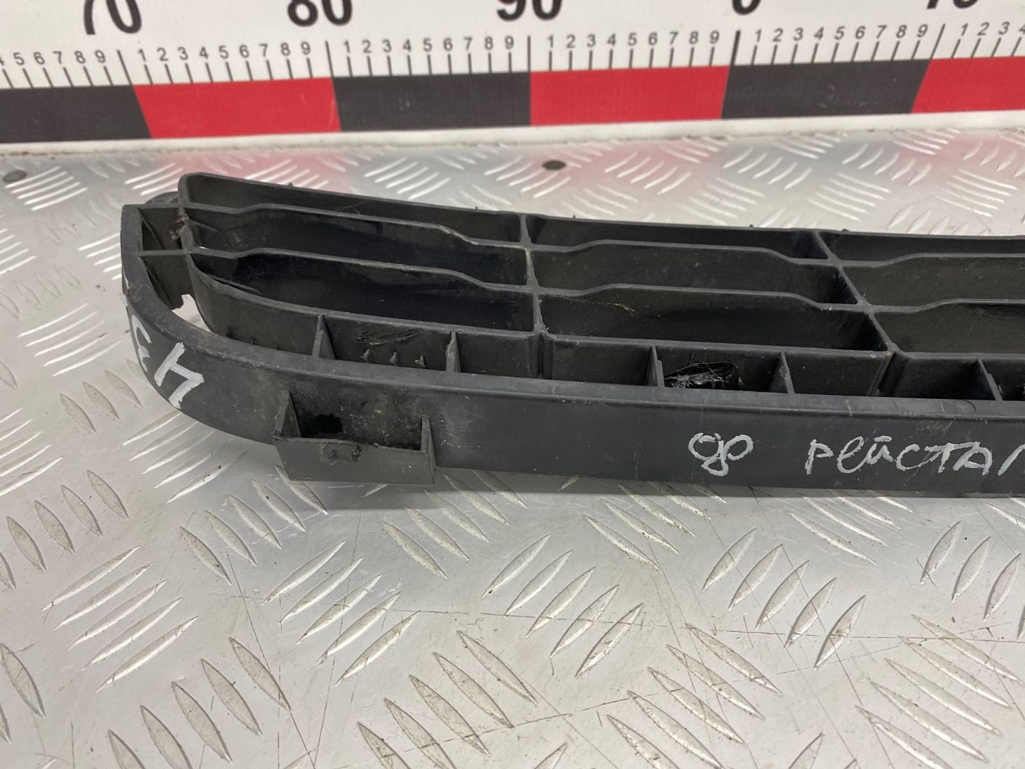 Б/У решетка бампера ( радиатора ) Toyota Camry, 2000 рублей, Краснодар