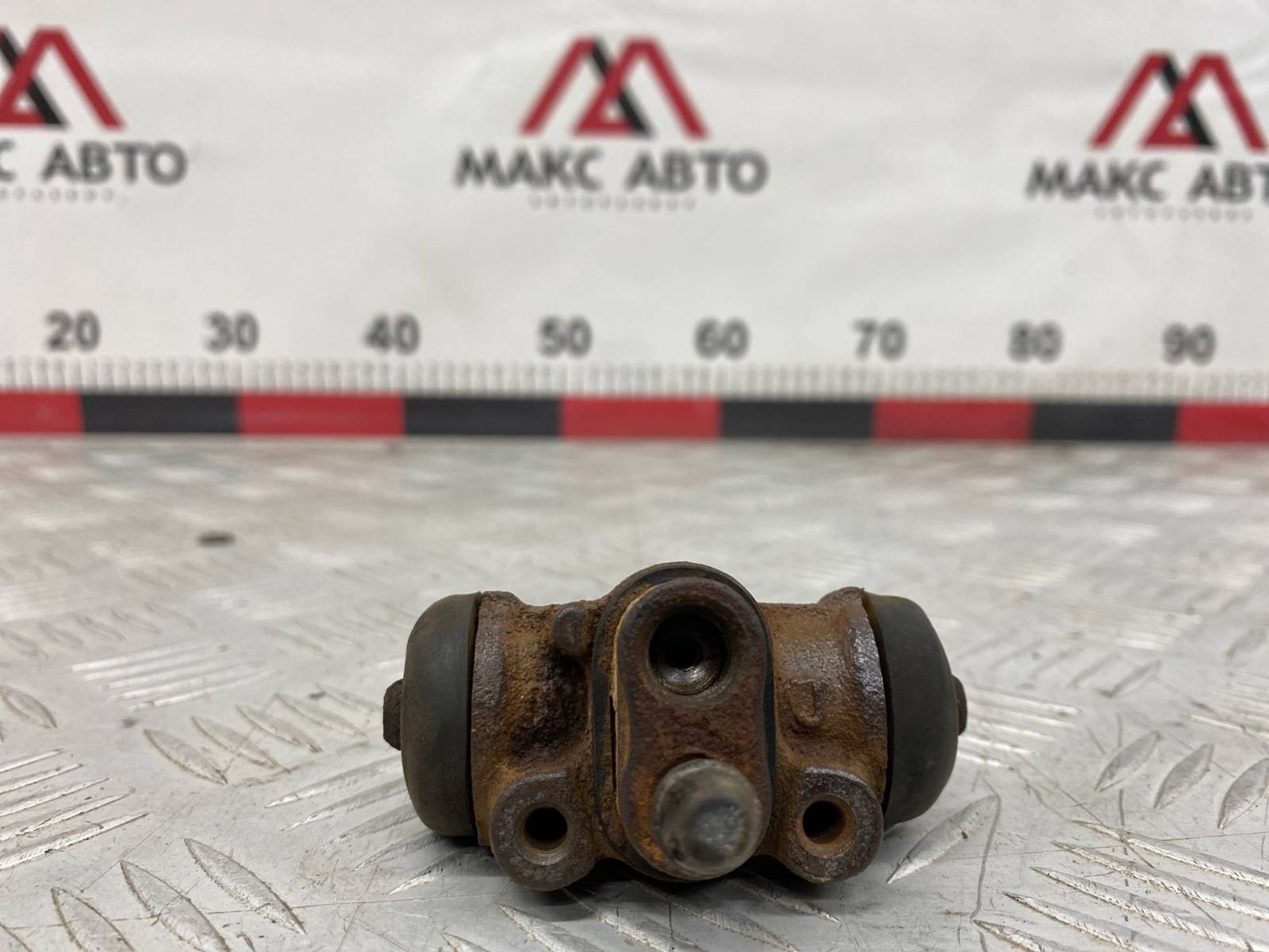 Б/У тормозной цилиндр задний правый Kia Rio DC A3E, 320 рублей, Краснодар