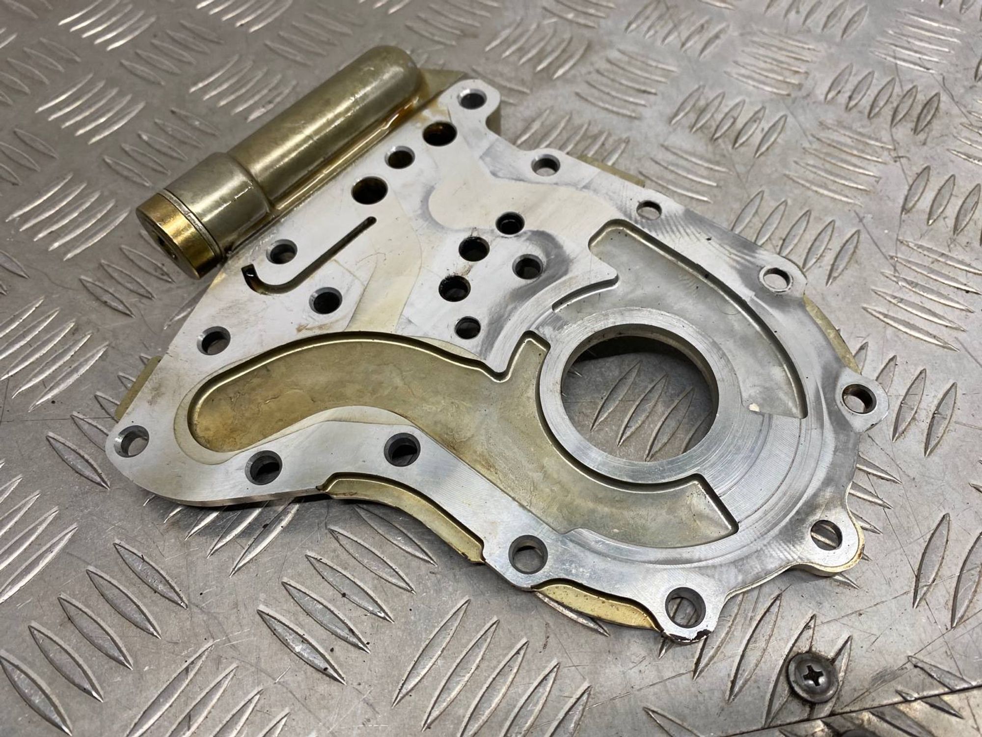 Б/У Масляный насос Subaru Outback B13 EZ30 2005, 3200 рублей, Краснодар