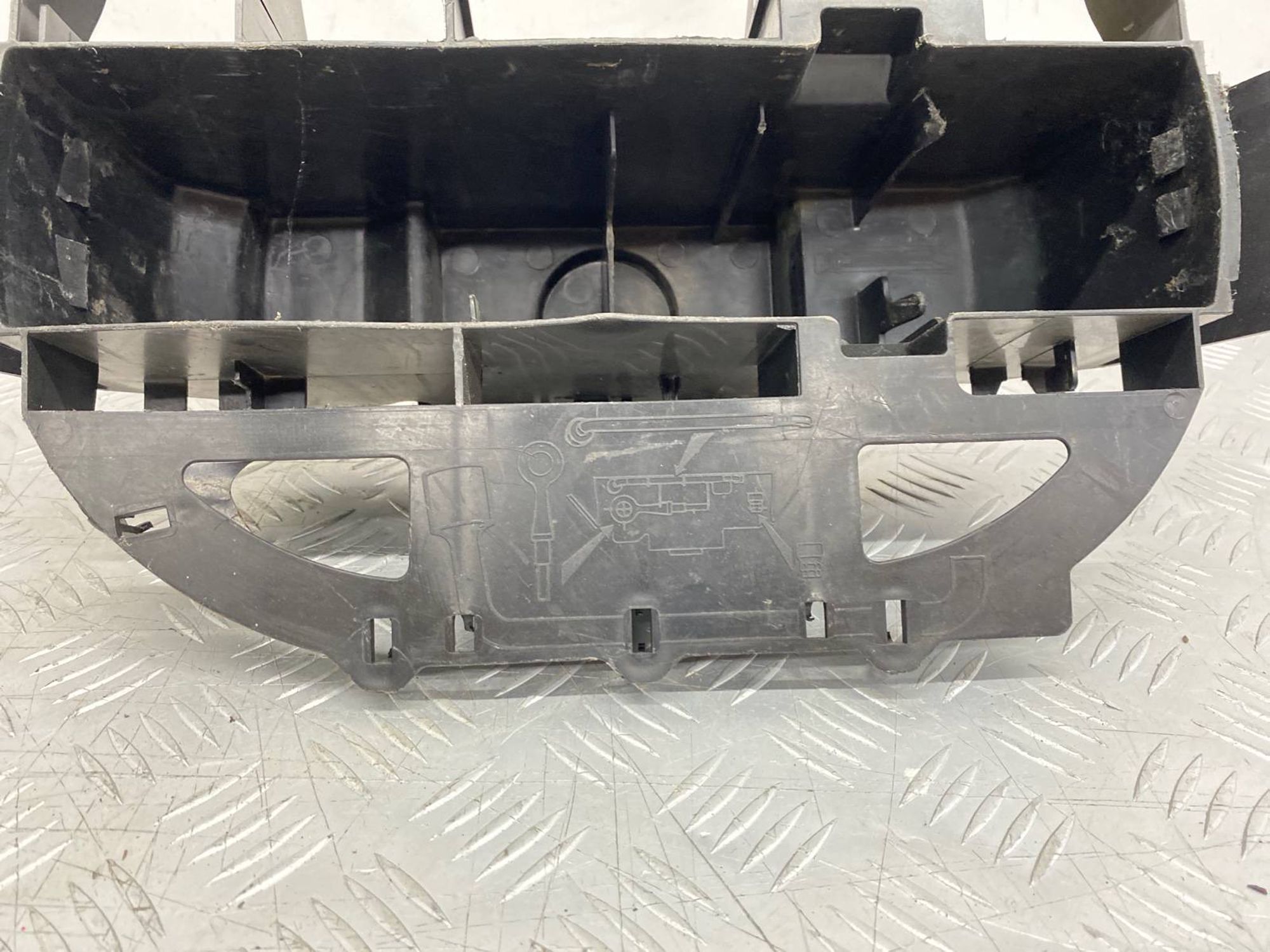 Ящик для инструментов багажника Peugeot 307 3H DV4TD 2002, 499 рублей, Краснодар