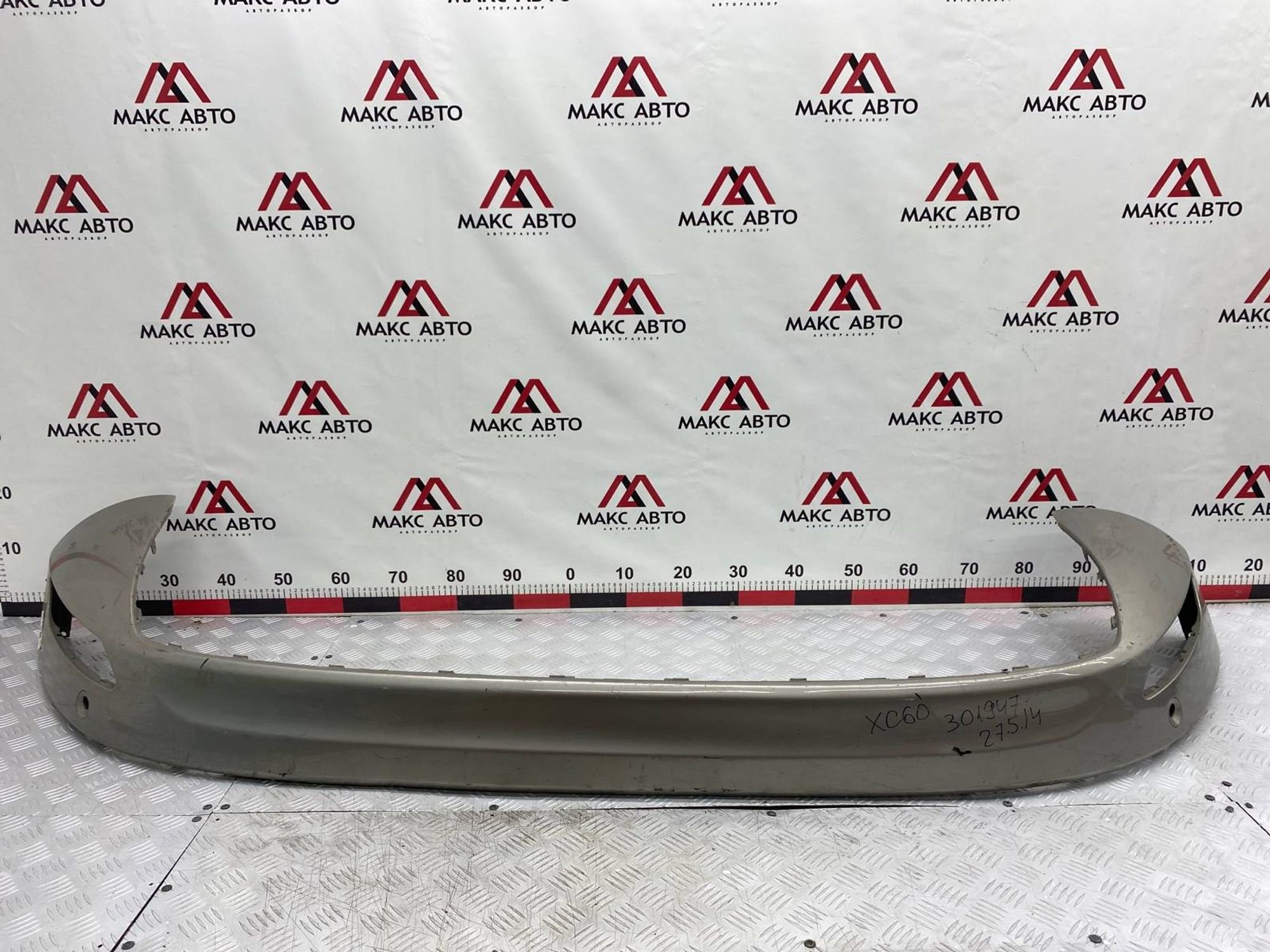 Вставка (накладка)  бампера задняя Volvo Xc60 DZ31 B4204T11 2008, 2190 рублей, Краснодар