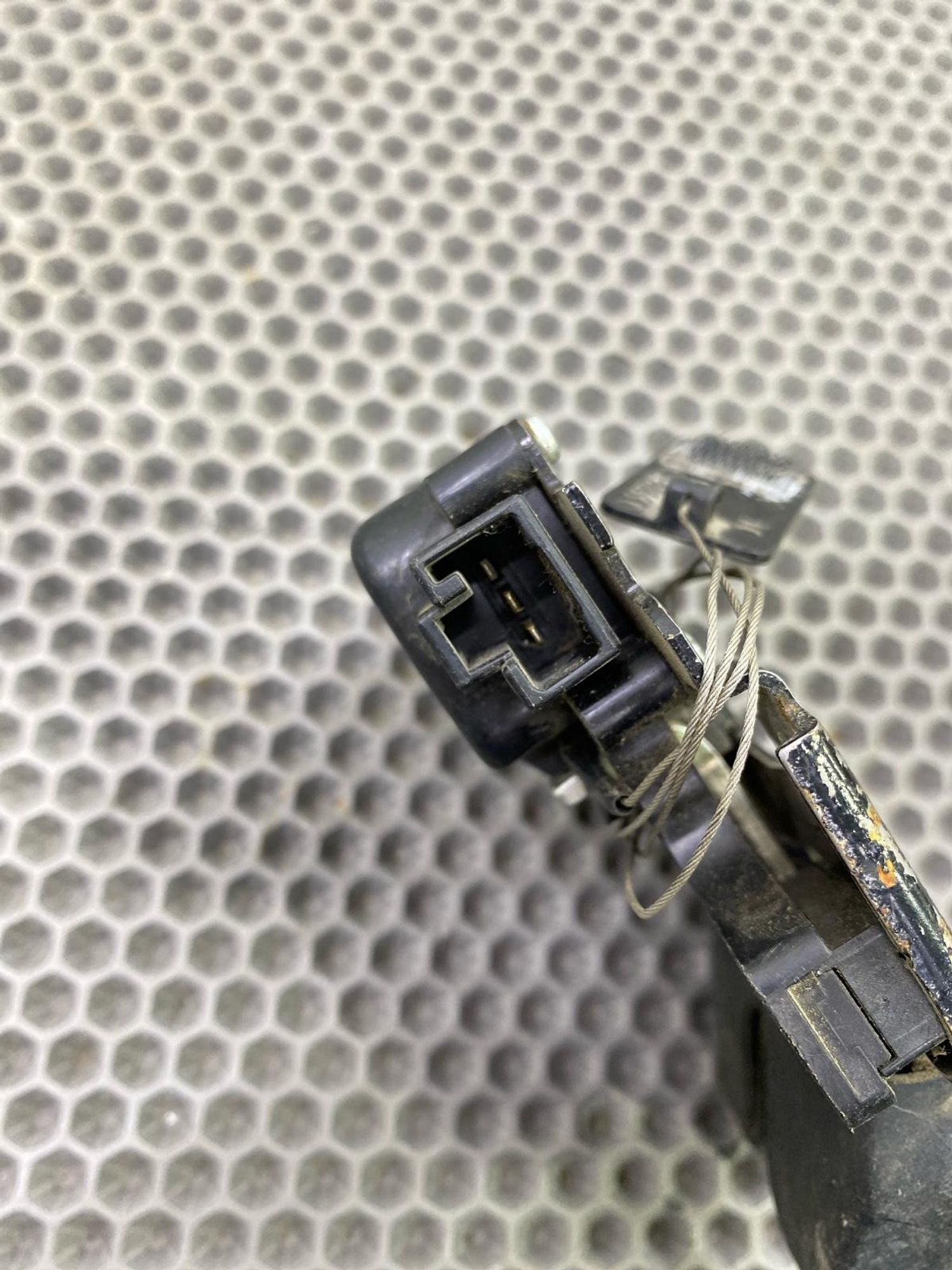 Б/У замок крышки багажника задний Nissan Teana J32, 1890 рублей, Краснодар